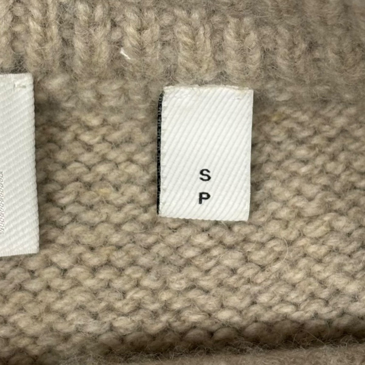 BURBERRY(バーバリー) ニットパンツCNDONYUA6DON CNDONYUA6DON