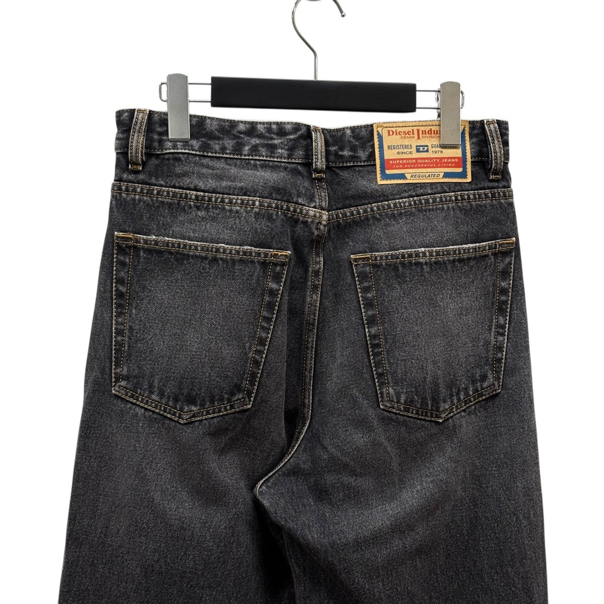 パンツ Relaxed Jeans D-Rise 007f6 D-RISE Man: Oversized Regular Black/Dark grey Jeans | Diesel