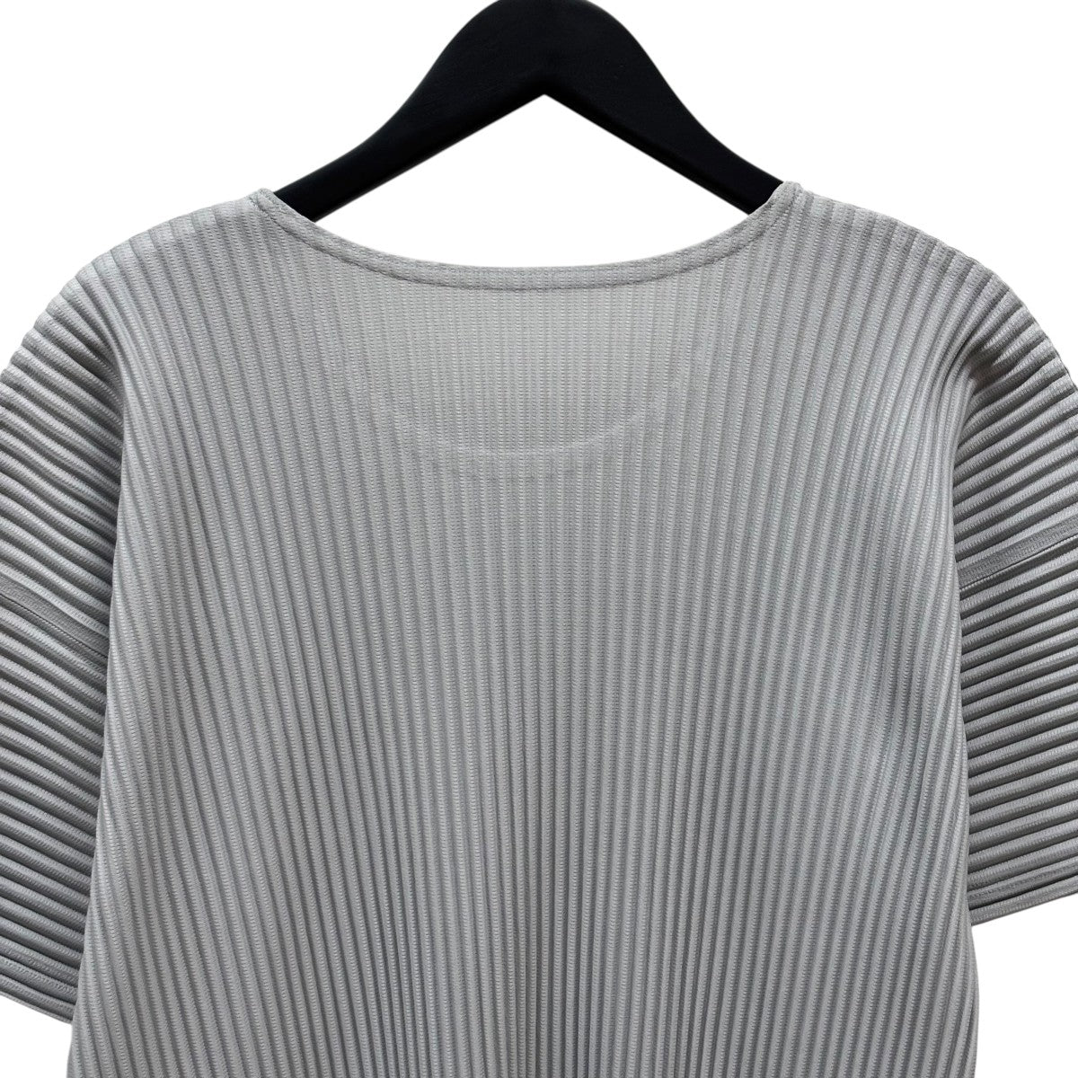 HOMME PLISSE ISSEY MIYAKE BASICSプリーツカットソーHP55JK4420 古着・中古-4枚目のアイテム画像