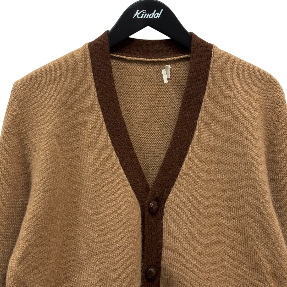 ernest w baker カーディガン ERNEST W. BAKERのブラック＆レッド ブークレ カーディガンが