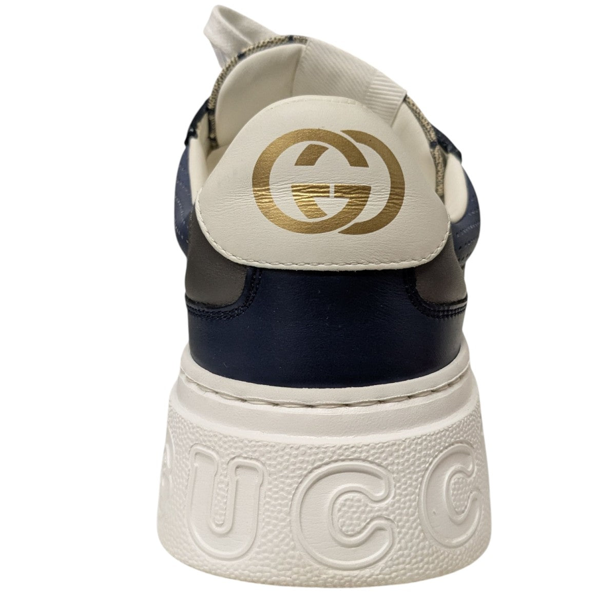 GUCCI(グッチ) GGエンボスレザースニーカー669582 669582