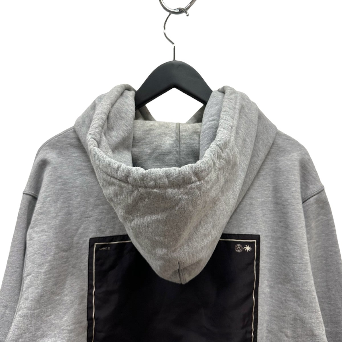 OAMC(オーエーエムシー) MARK HOODYパーカーOAMR703686