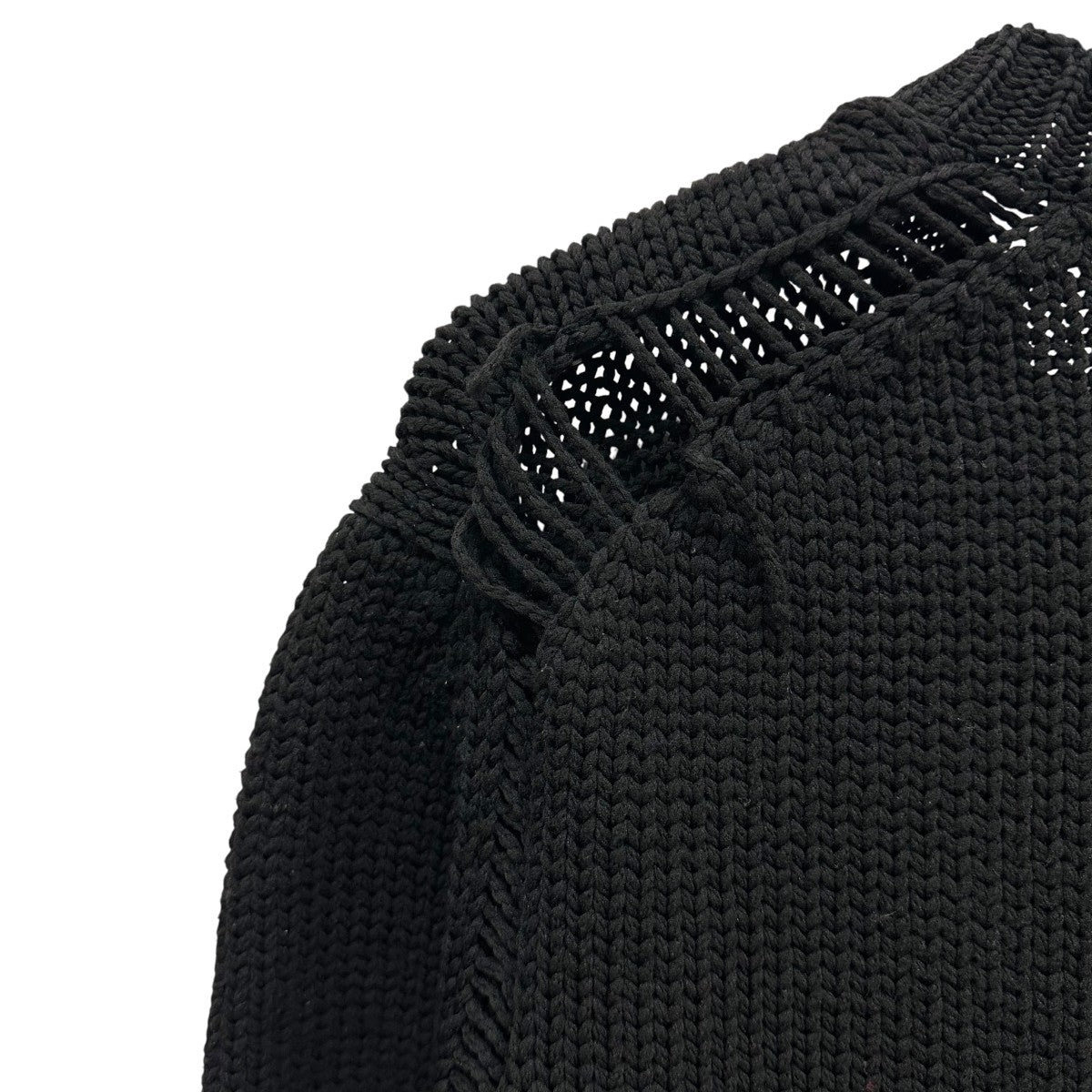 コムデギャルソン　ニット　薄手　黒 今年の“買ってよかった大賞”は「コム デ ギャルソン」の黒ニット。良