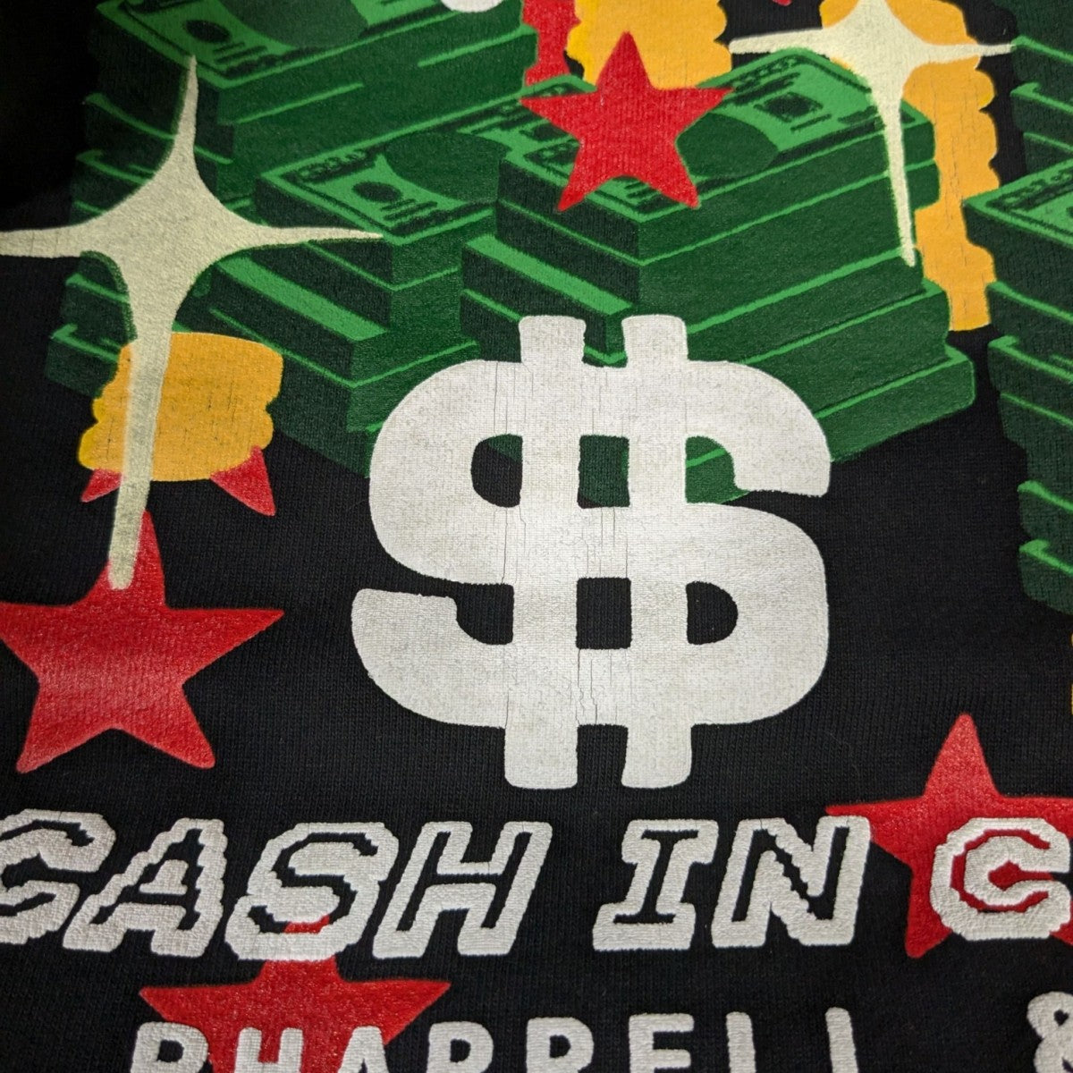 ×PHARRELL WILLIAMS CASH OUT CREWNECKスウェット