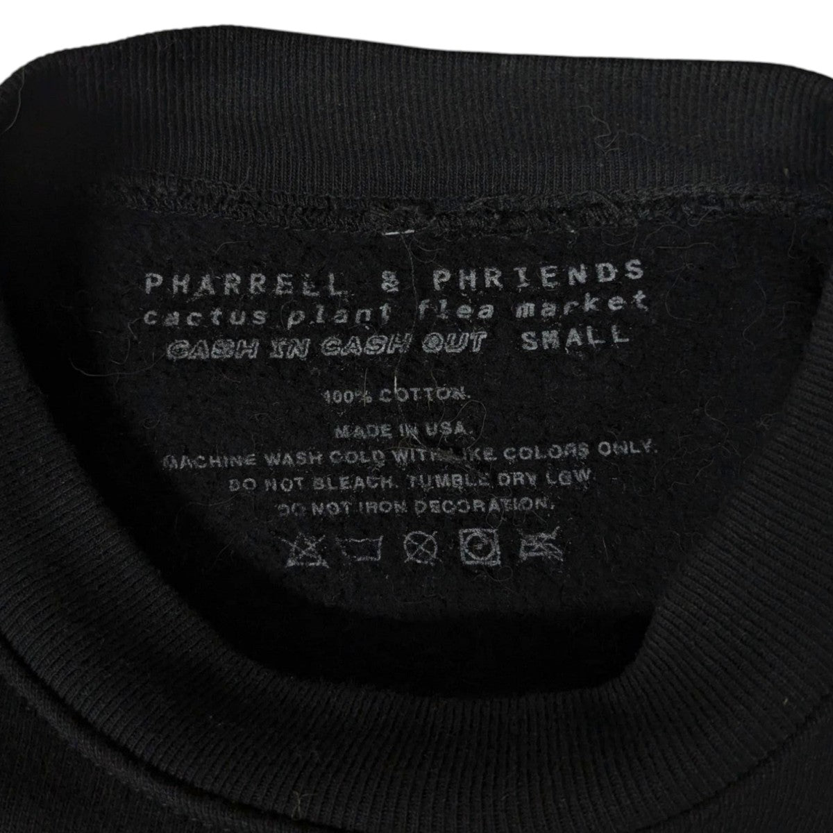 ×PHARRELL WILLIAMS CASH OUT CREWNECKスウェット