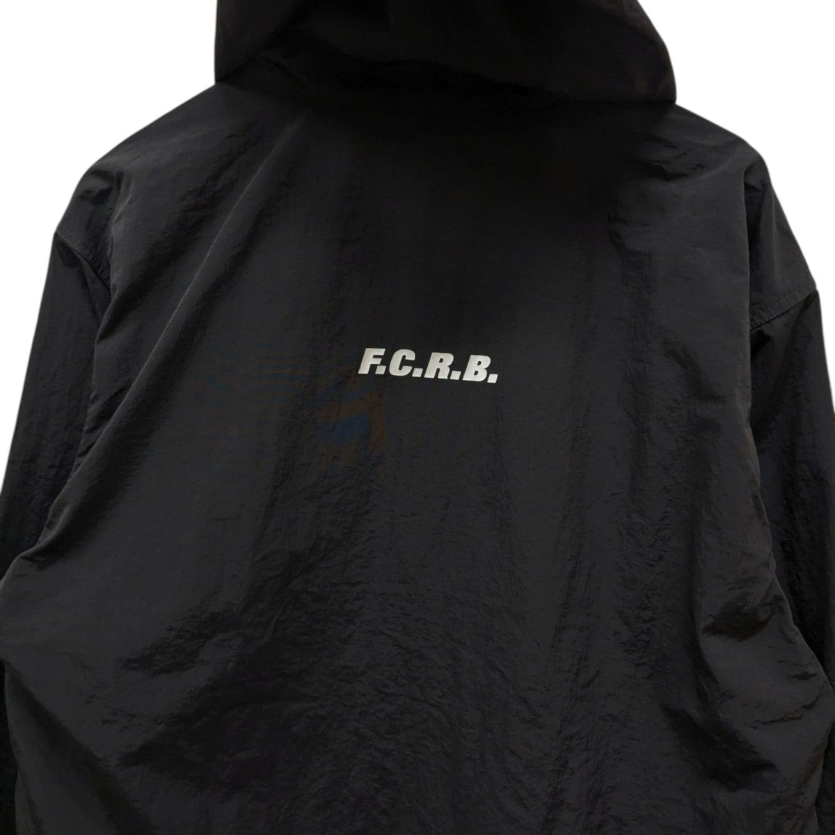 F．C．R．B．(エフシーアールビー) 25AWNYLON HOODED BLOUSONナイロン