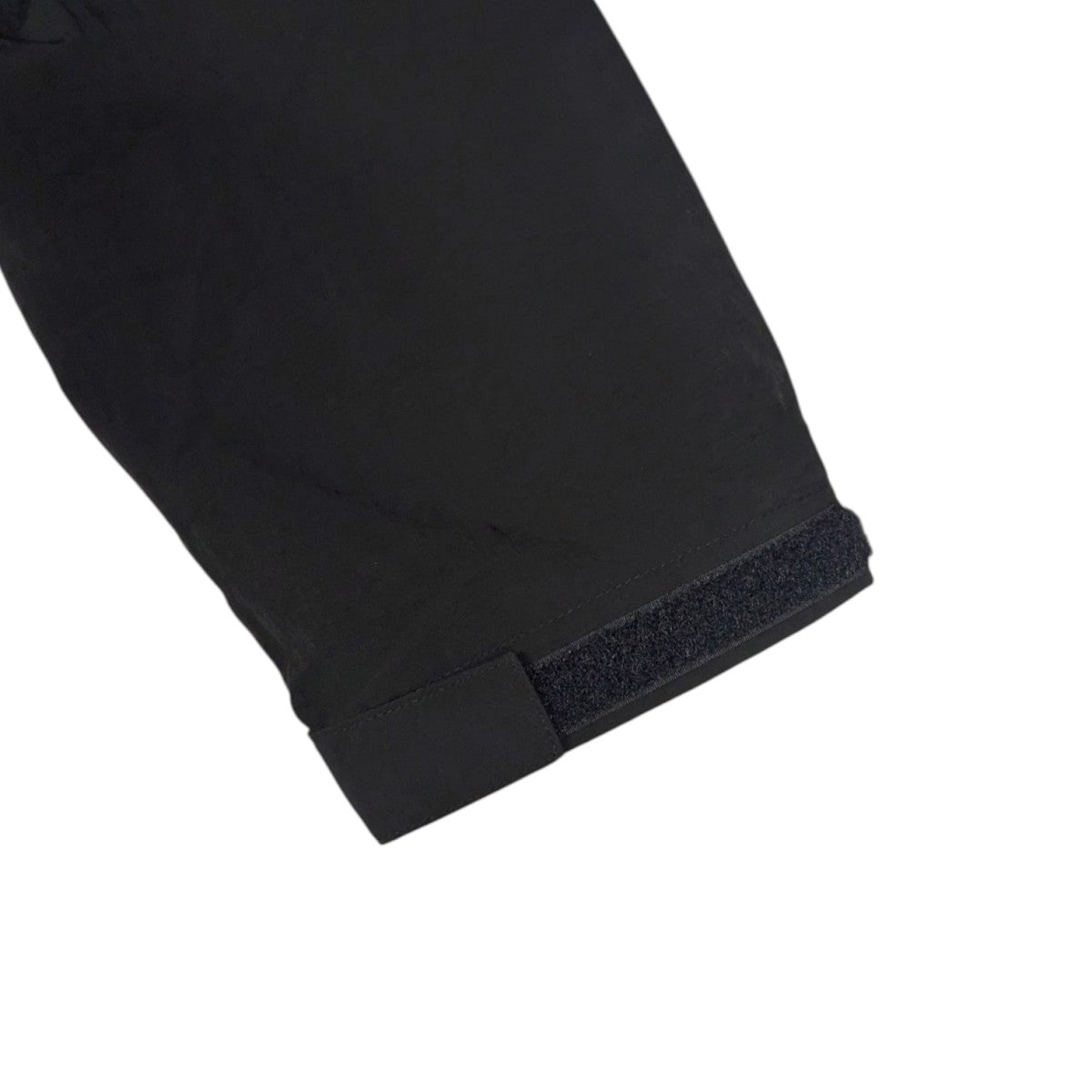 F．C．R．B．(エフシーアールビー) 25AWNYLON HOODED BLOUSONナイロン