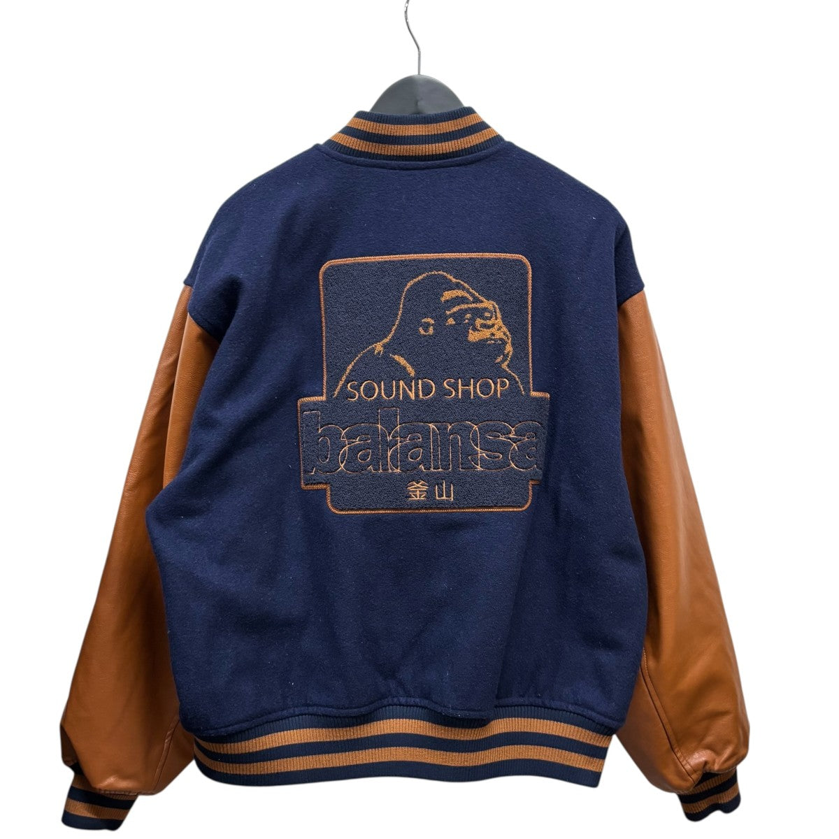 とら【値下げ】新品タグ付　Nike スタジャン XL ネイビー 楽天市場】エクストララージ スタジャン（カラーネイビー）（コート