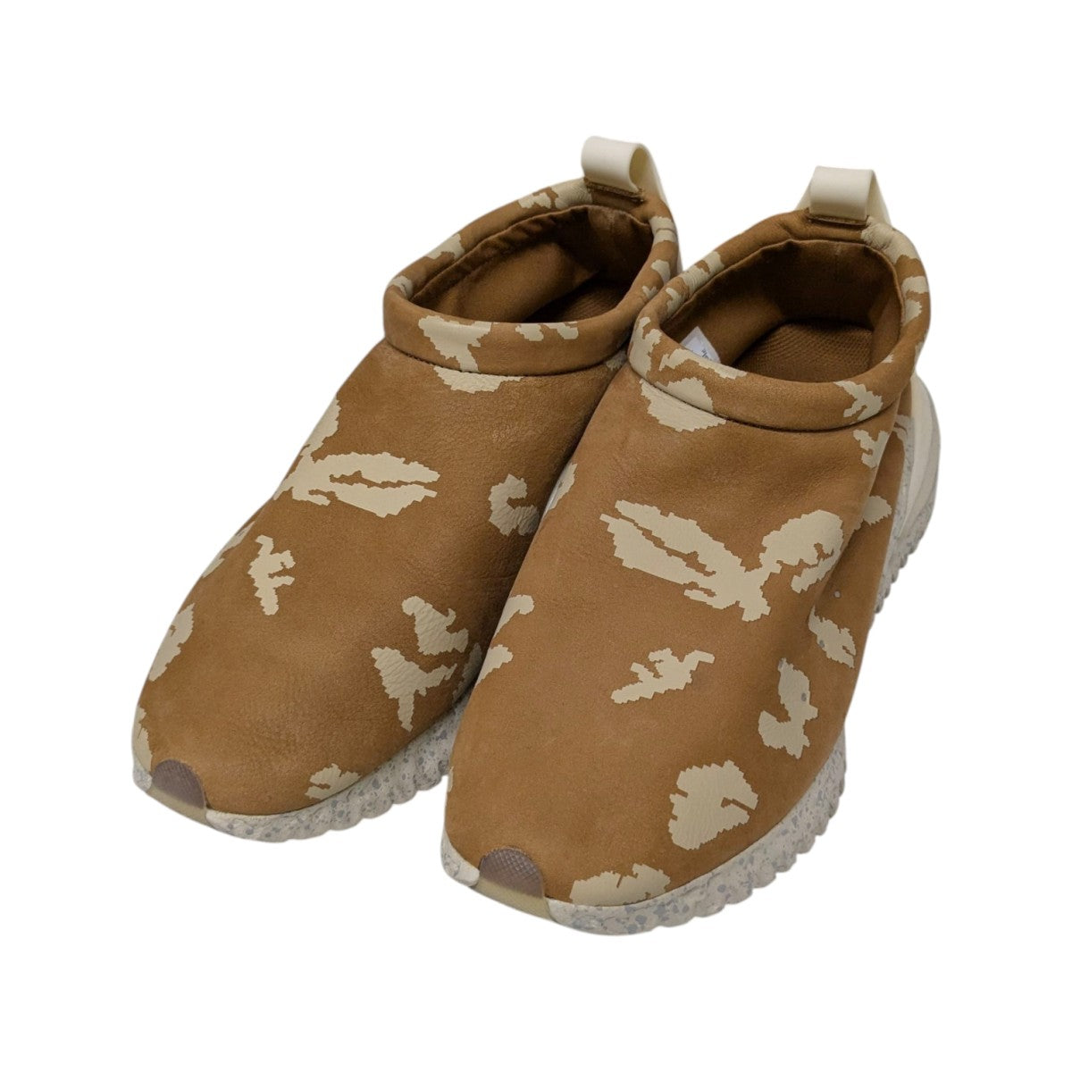 UNDERCOVER×NIKE Moc Flow ”AleスニーカーDV5593-200 古着・中古-1枚目のアイテム画像