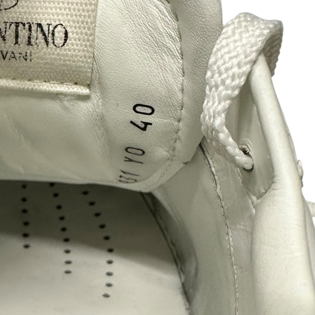 VALENTINO(ヴァレンチノ) スニーカーFRP931Y0 FRP931Y0 ホワイト