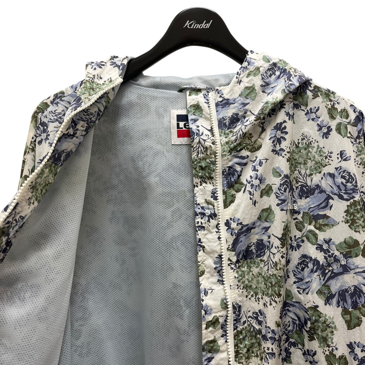 LEVI’S 花柄ナイロンジャケットCW-4820 古着・中古-3枚目のアイテム画像