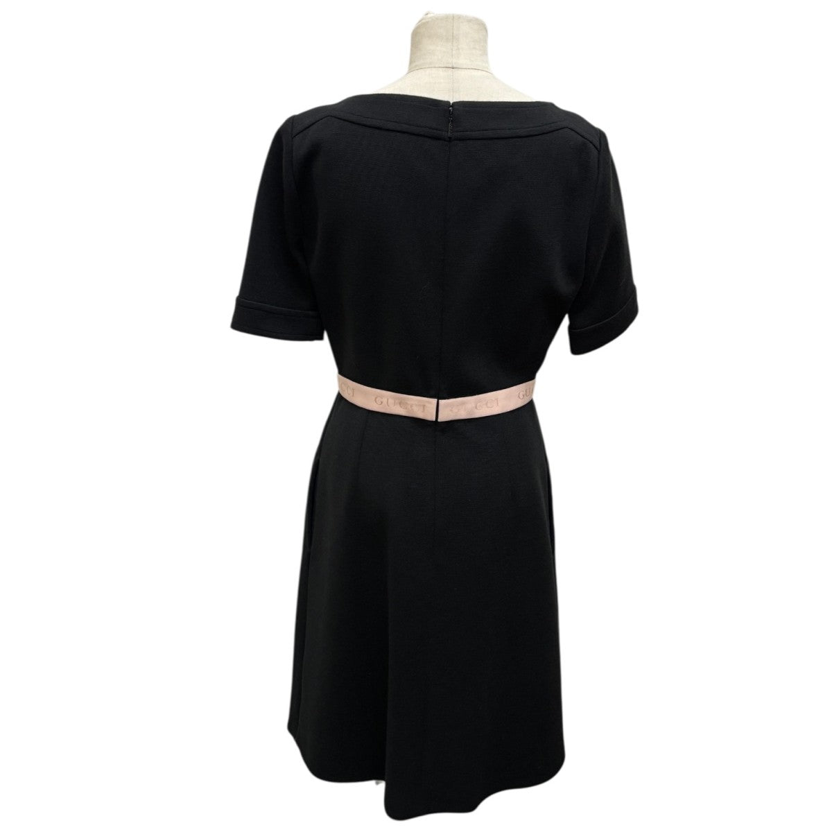 GUCCIワンピース GUCCI Belted piped printed silk-twill midi shirt dress | NET-A-PORTER