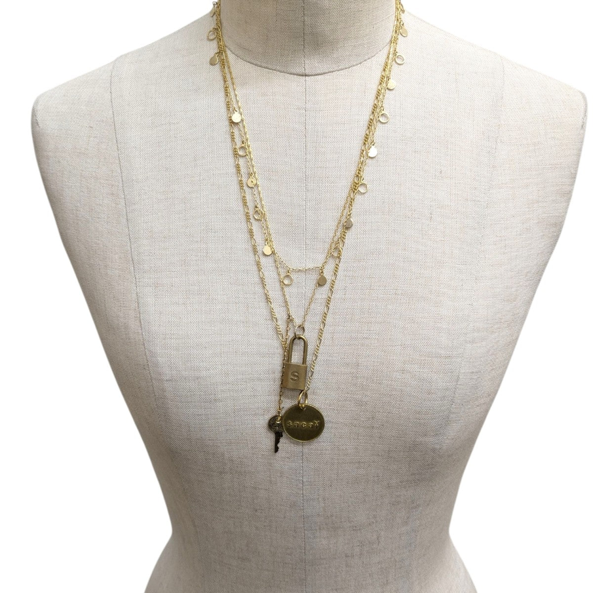 Gold Multi-Layered Lock Pendant Necklaceネックレス21-05634