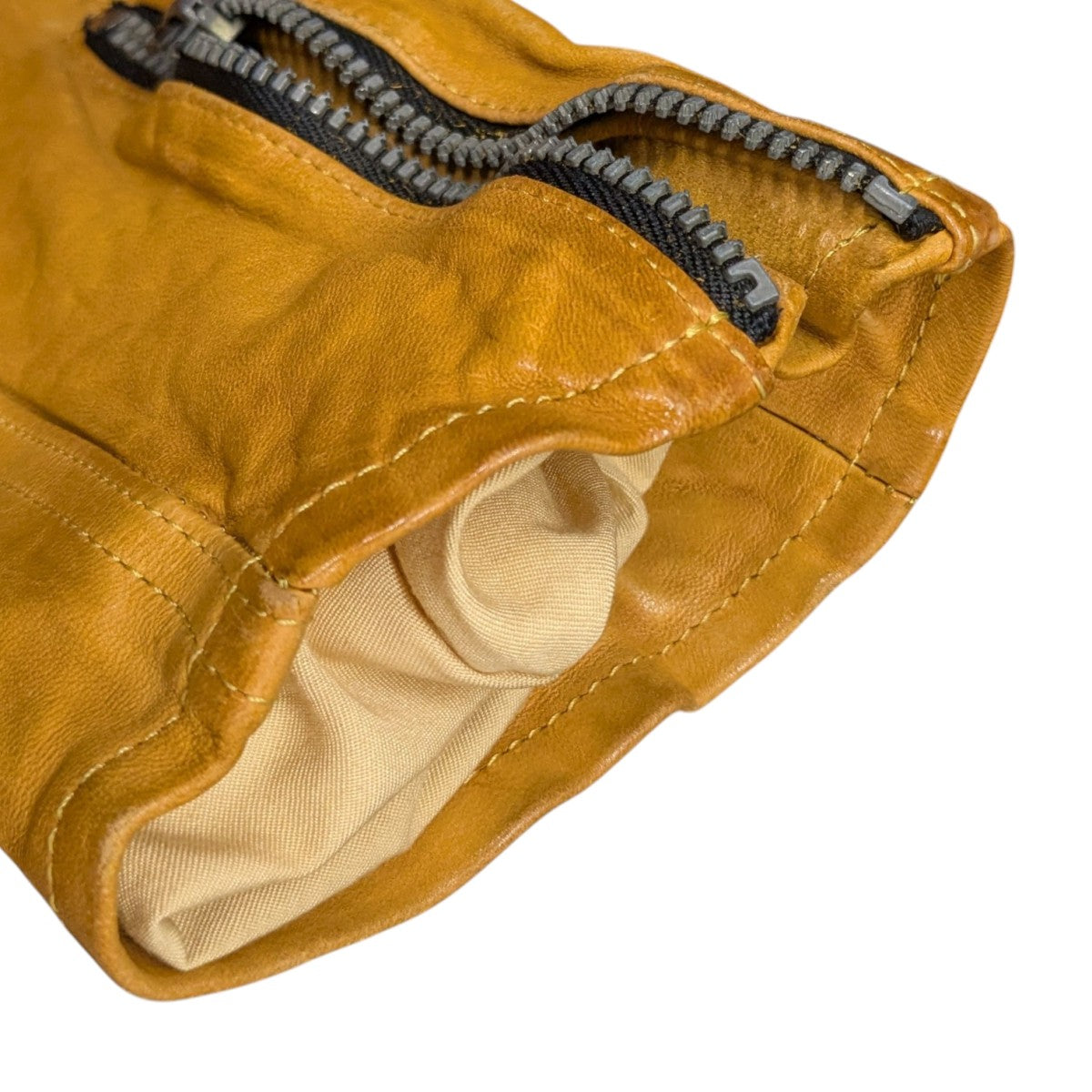 ISAMU KATAYAMA BACKLASH(イサムカタヤマバックラッシュ) レザー