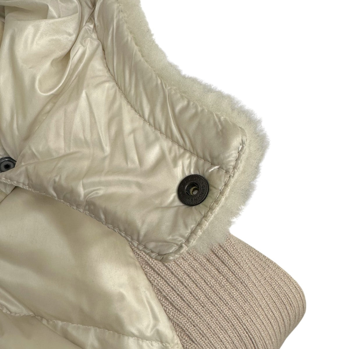 EMMETI(エンメティ) GART ムートンダウン ジャケット ベージュ サイズ