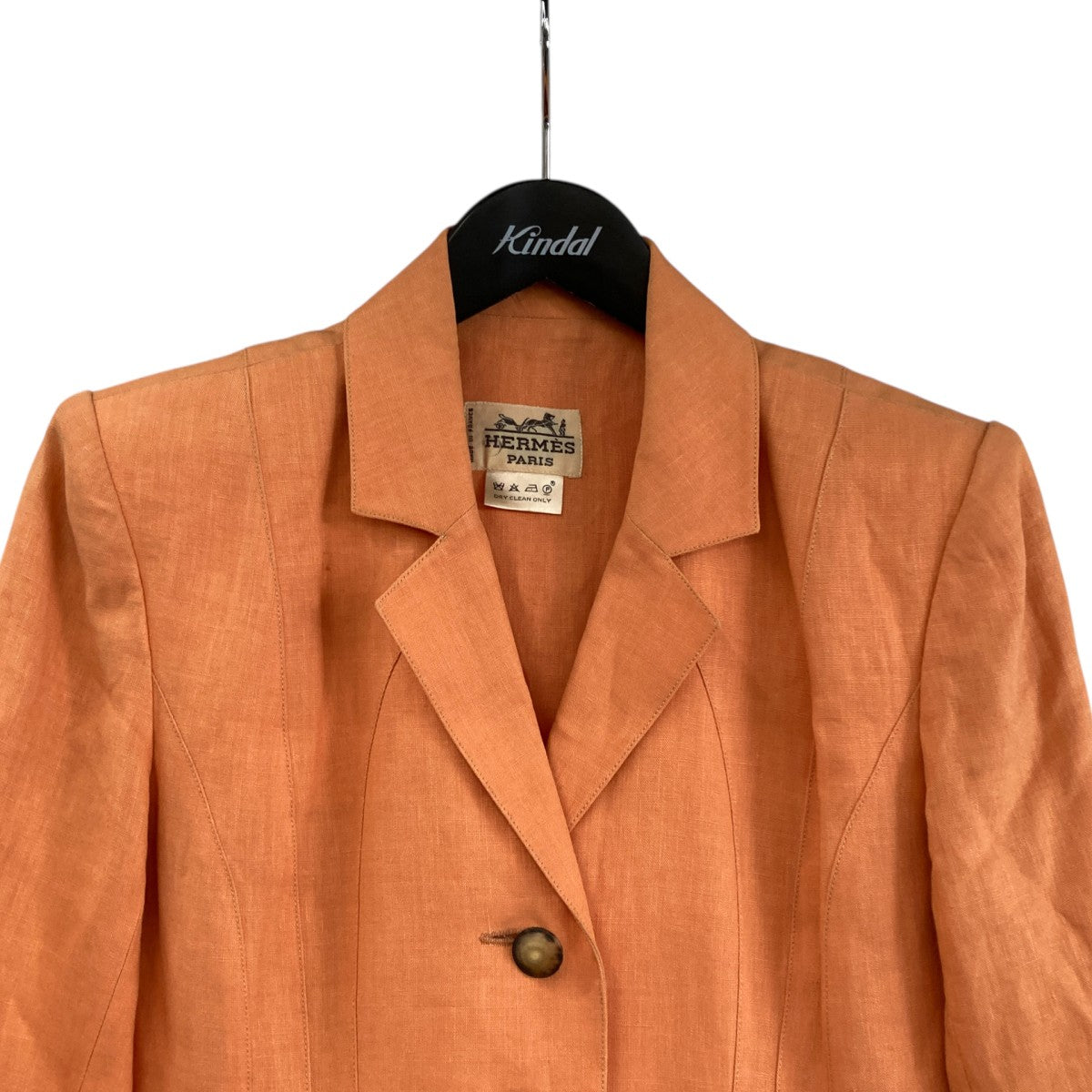 テーラードジャケット