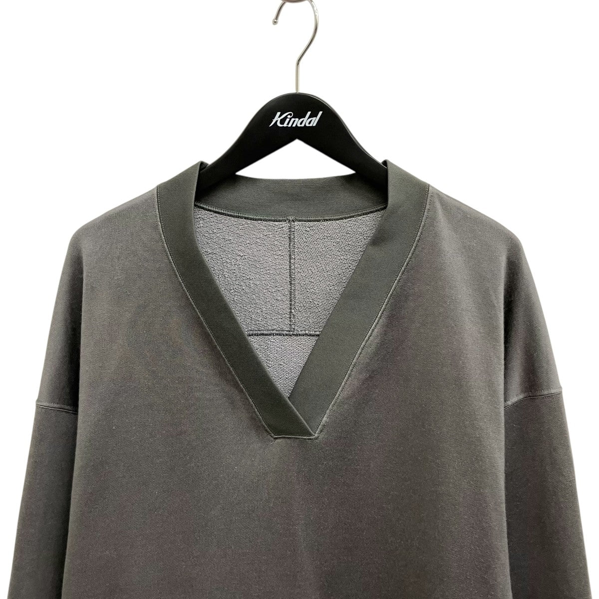mame kurogouchi V-Neck Relaxed SweatshirtスウェットMM25SS-JS032 古着・中古-3枚目のアイテム画像
