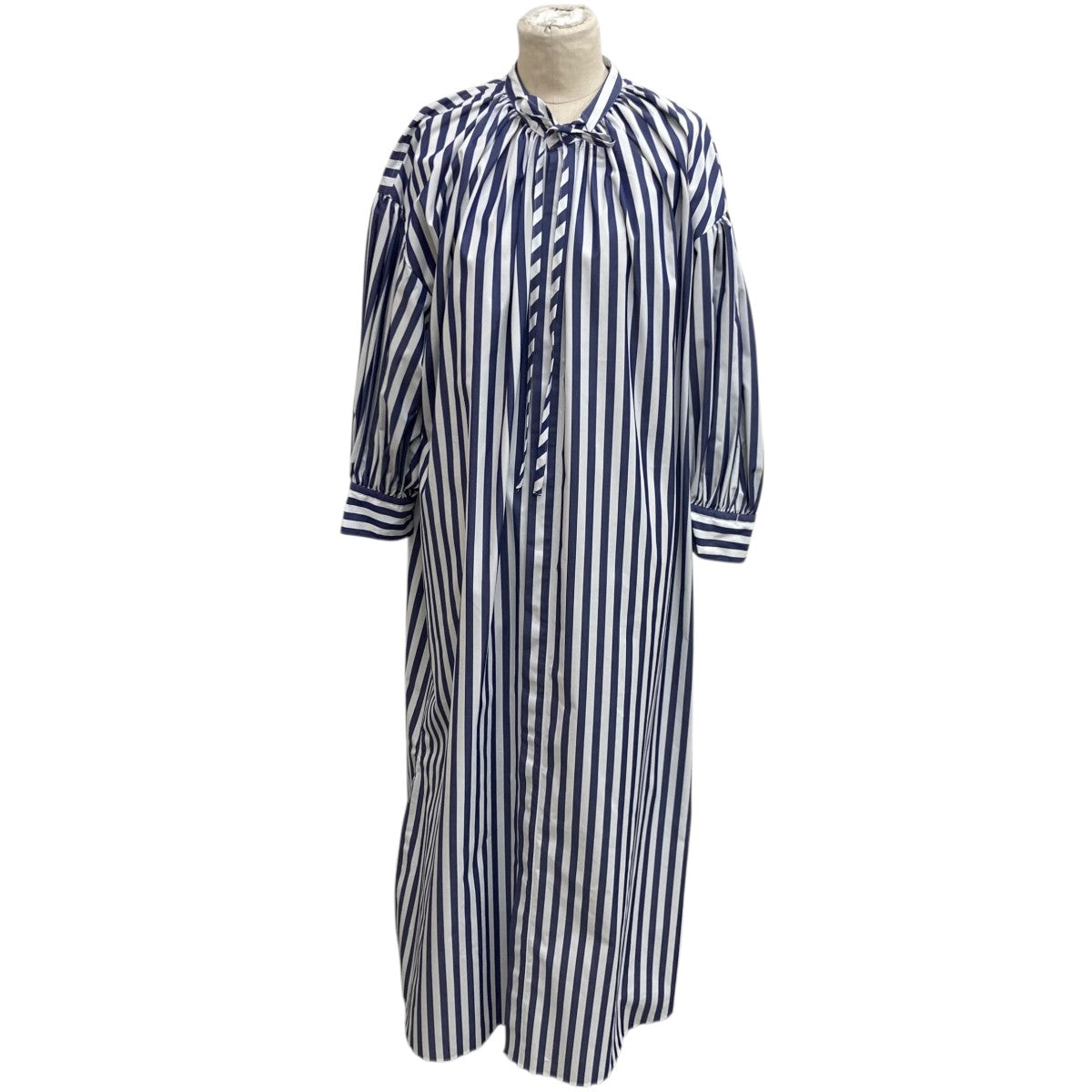 HYKE BALLOON SLEEVE GATHERED BLUE STRIPE DRESSワンピース26006 古着・中古-1枚目のアイテム画像