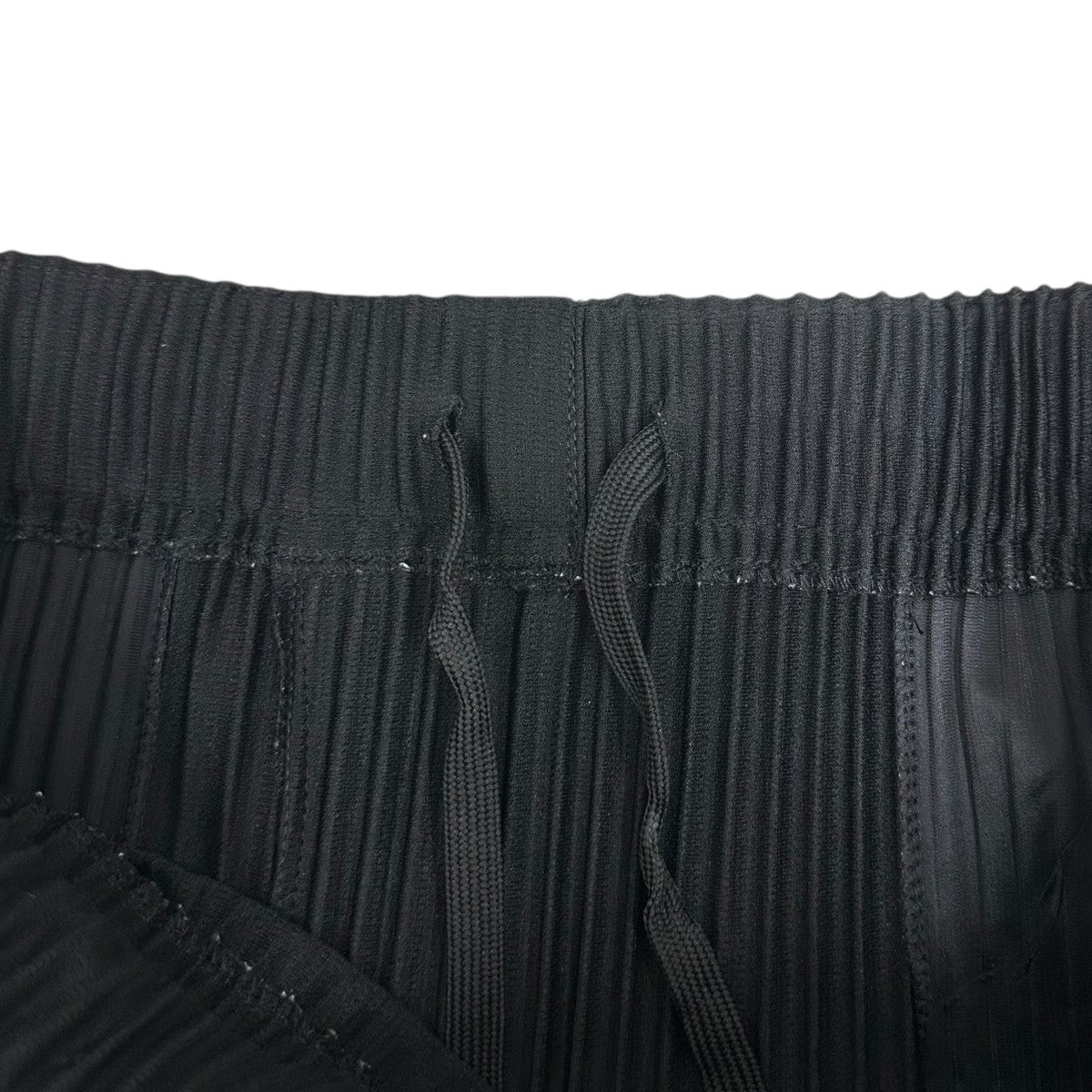 オムプリッセ イッセイミヤケ ナイロンパンツ 消しパン型 HOMME PLISSE ISSEY MIYAKE オムプリッセ イッセイミヤケ サルエル消し