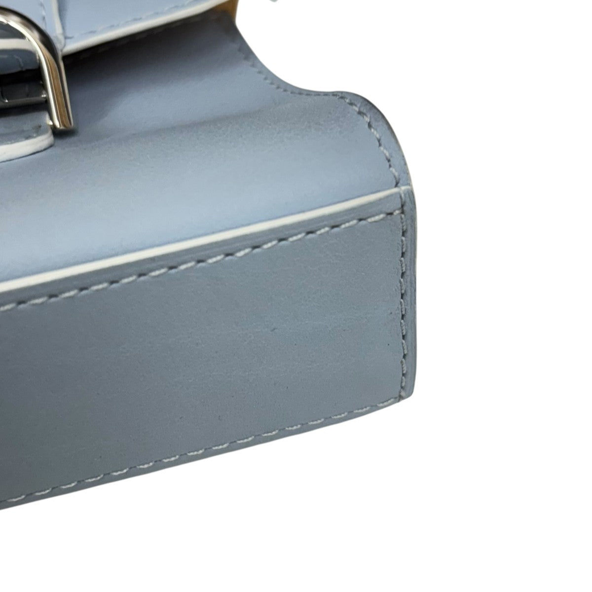 DELVAUX デルヴォー/マダムミニレザーショルダー/ブルー/Aランク/69【中古】 DELVAUX（デルヴォー） （中古）デルボー キー 鍵 キーリング