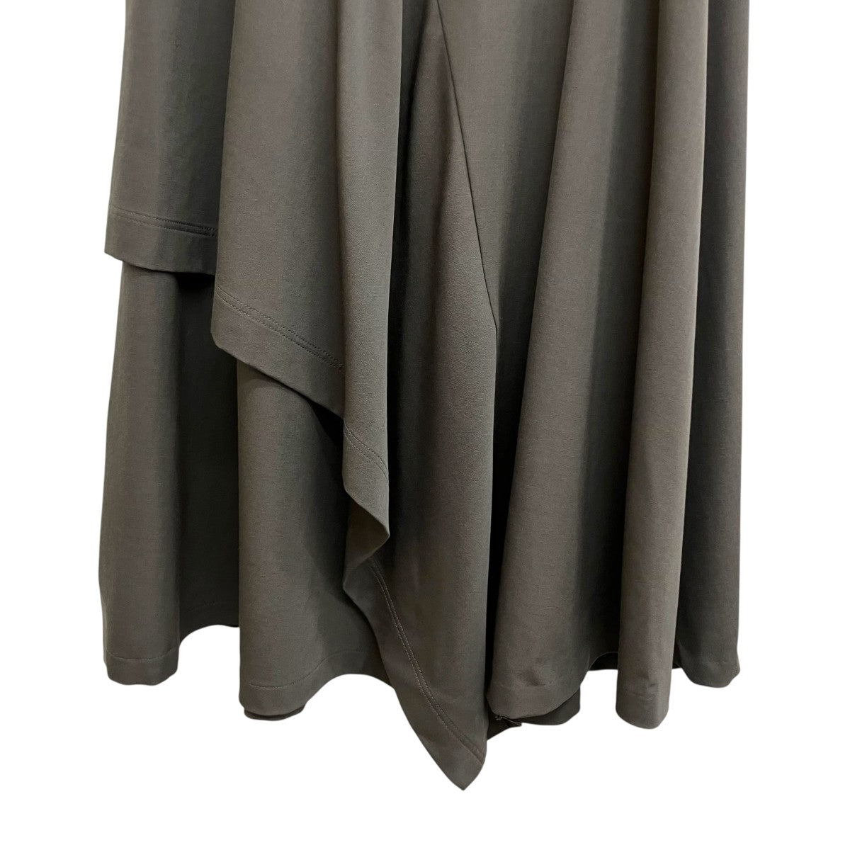 UJOH Random Hem Flare SKTスカートU743-S03-105 古着・中古-4枚目のアイテム画像