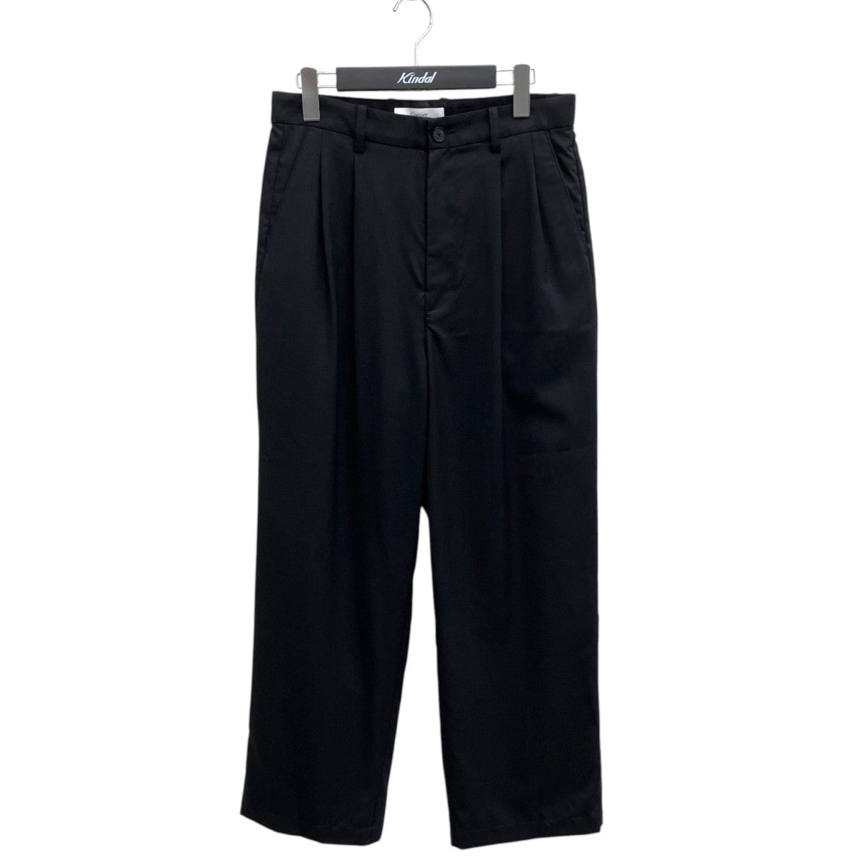 Cornier スラックス