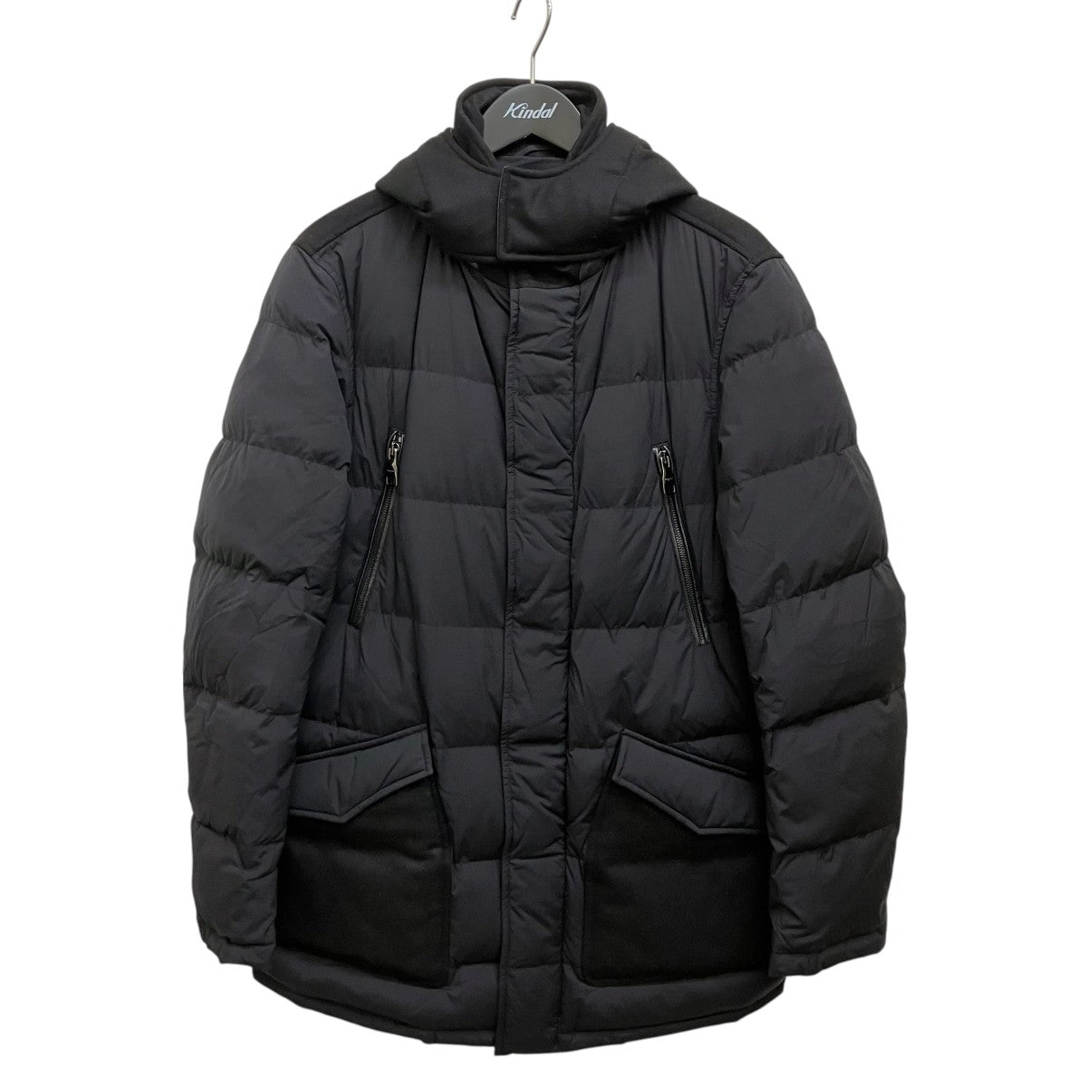 Salvatore Ferragamo ダウンジャケット 古着・中古-1枚目のアイテム画像