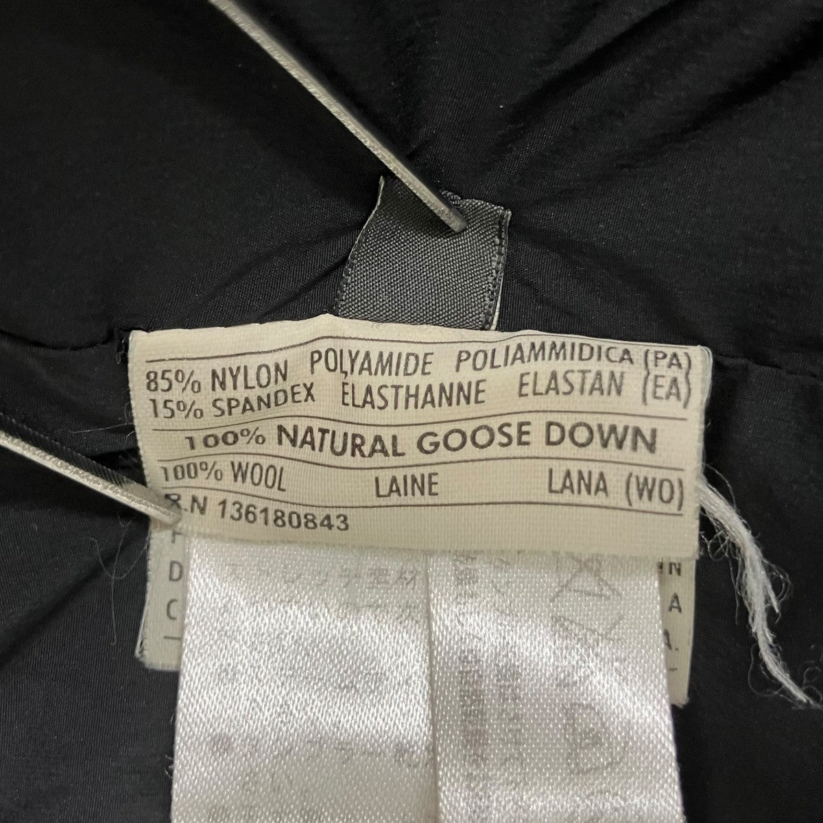Salvatore Ferragamo ダウンジャケット 古着・中古-8枚目のアイテム画像