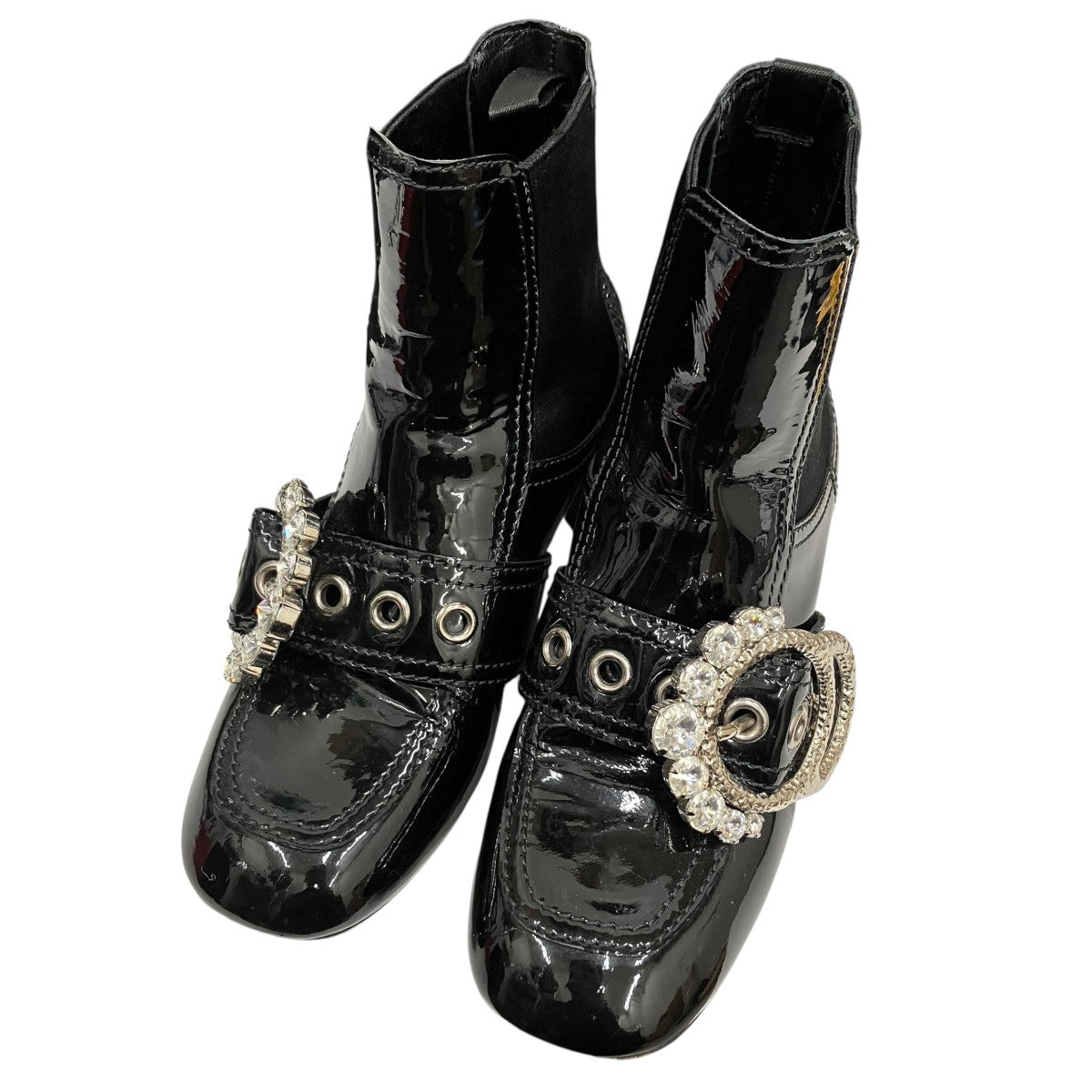 MIU MIU クリスタルビジューバックル パテントレザー アンクルブーツ 古着・中古-1枚目のアイテム画像