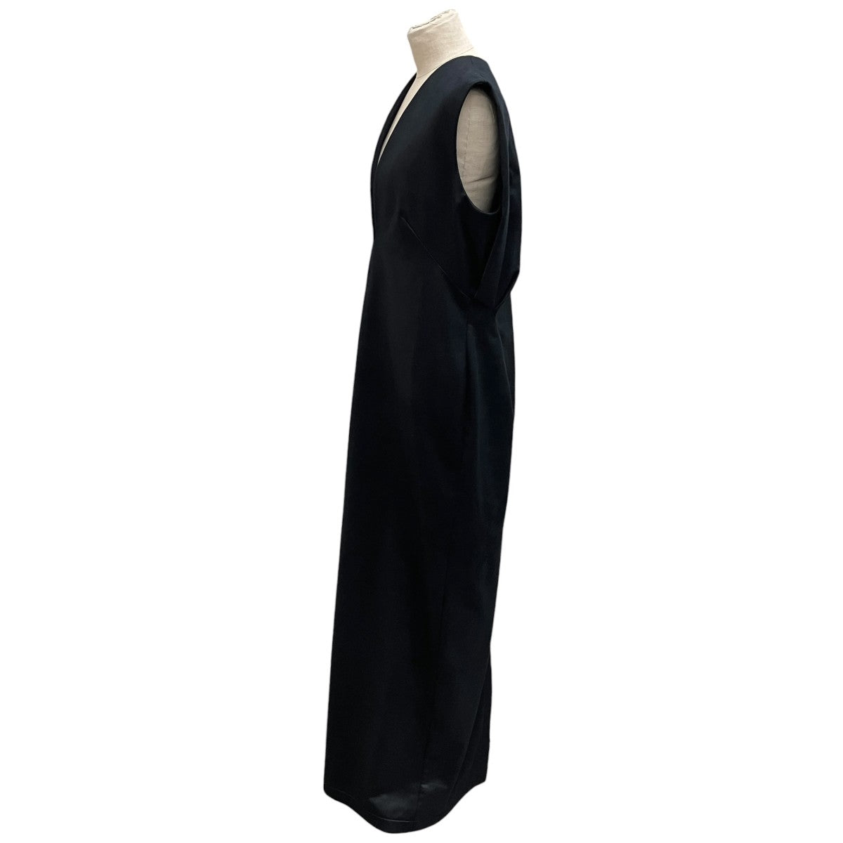 mame kurogouchi Plungded Long Sweatshirt DressノースリーブワンピースMM23PS-JS714 古着・中古-3枚目のアイテム画像