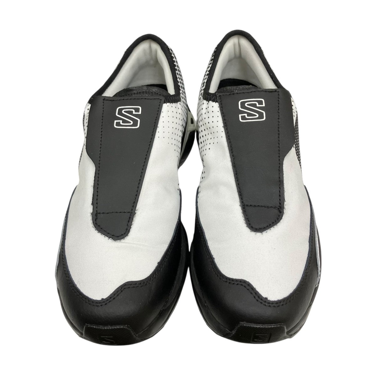 スニーカー470829
