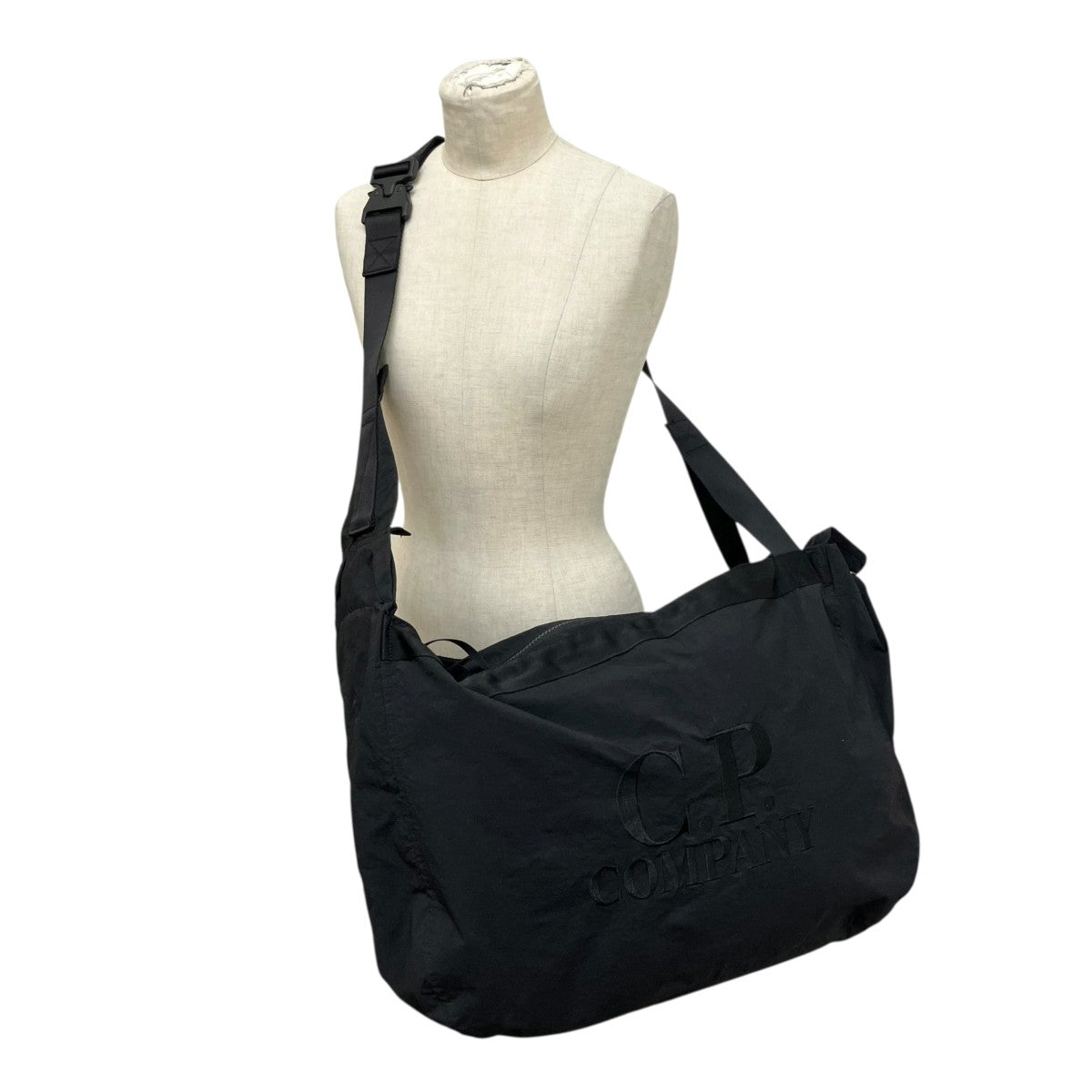 Plain Paper Touch Zipped Bagショルダーバッグ18CMAC227A-110188G