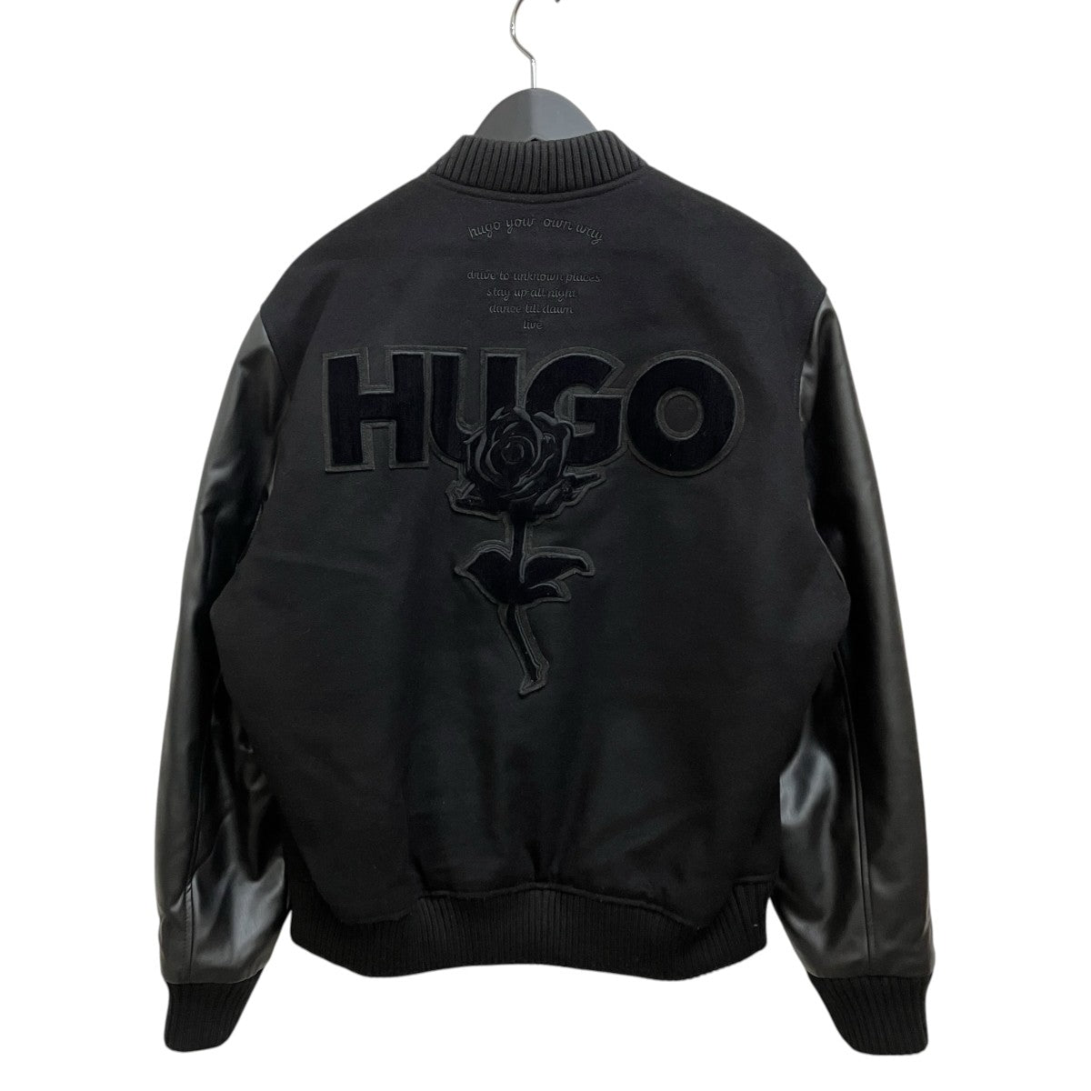 HUGO BOSS ベルベットパッチ レギュラーフィット スタジアムジャンパー 10237900 古着・中古-2枚目のアイテム画像