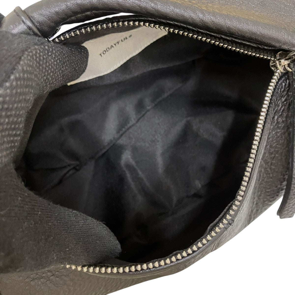 LeatherWrapBagハンドバッグ