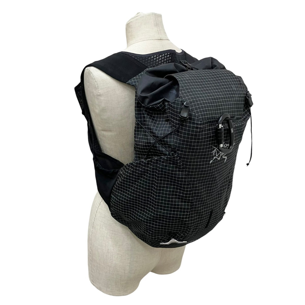 ARC’TERYX Norvan 14 VestリュックX000007517 古着・中古-3枚目のアイテム画像