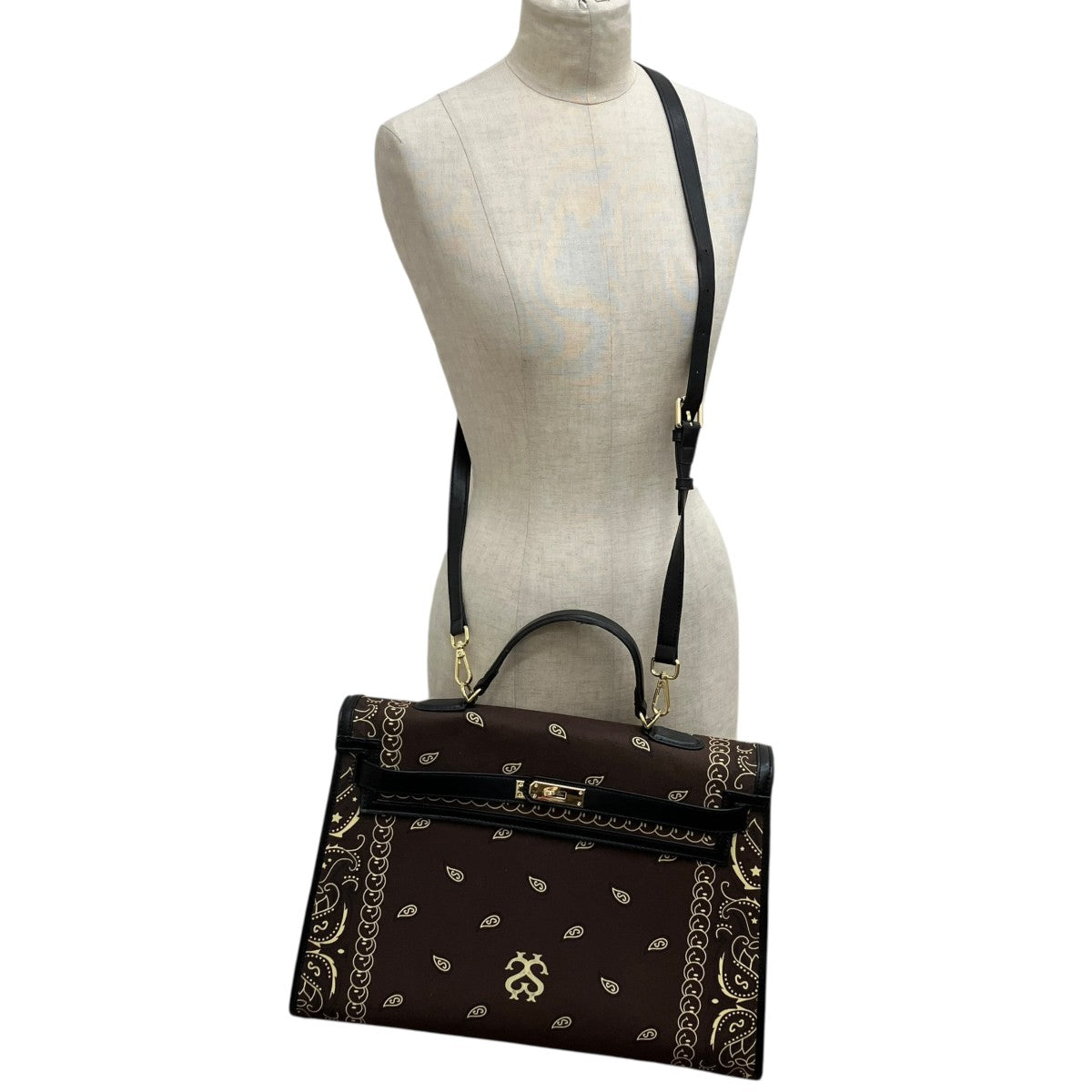 BANDANA TRAVER BAGショルダーバッグ