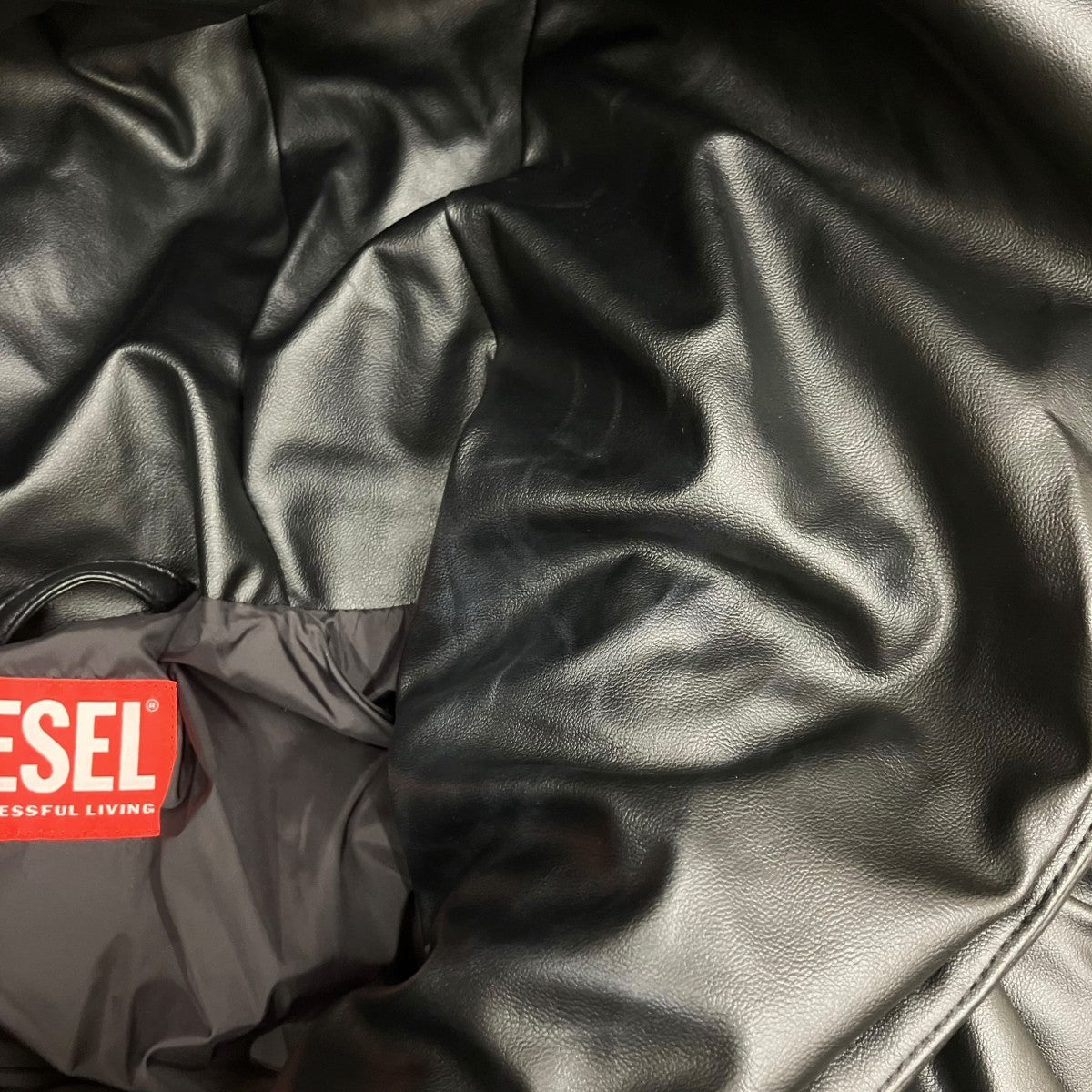 DIESEL W-MYLEY中綿ジャケットA20928 古着・中古-6枚目のアイテム画像