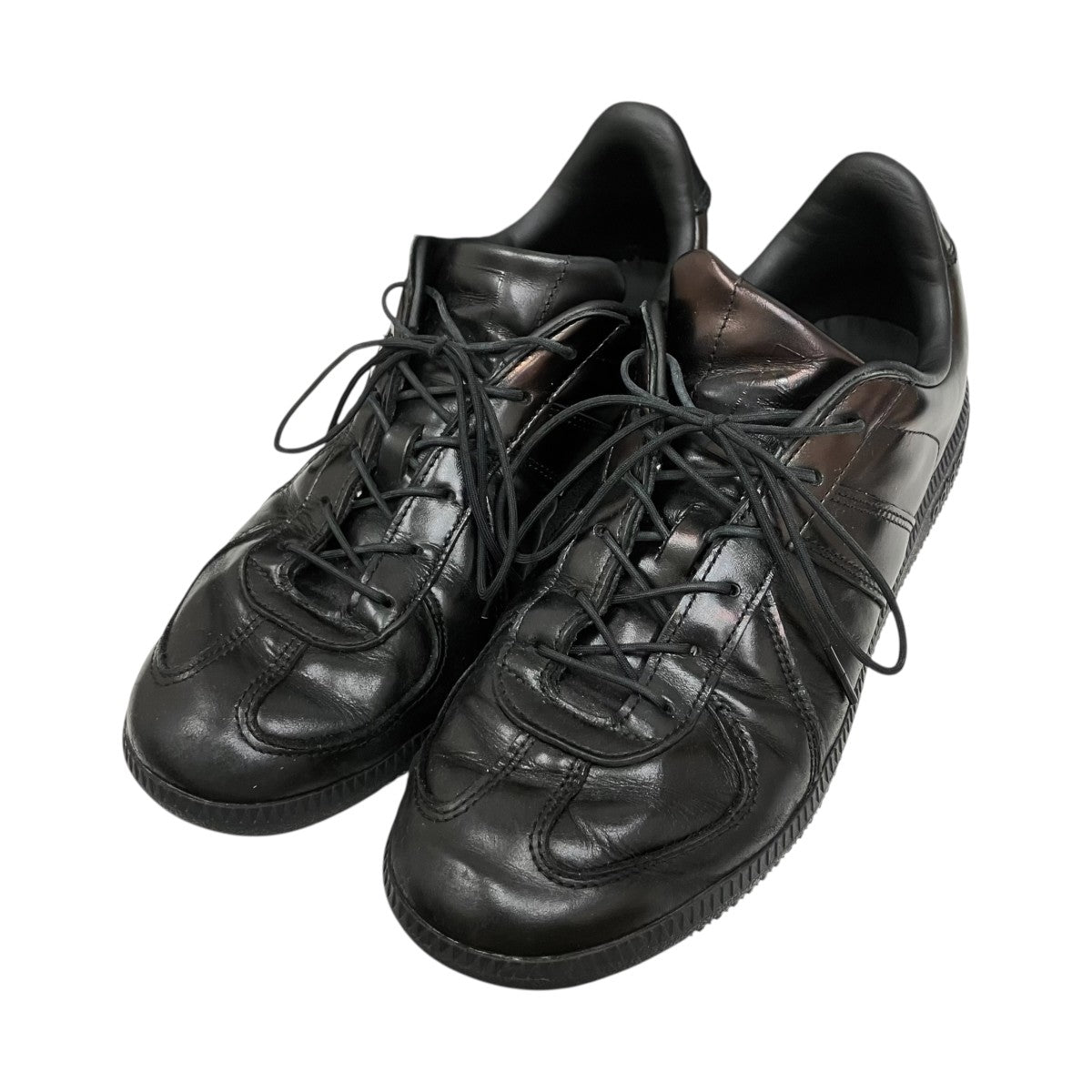 adidas originals BW アーミー Core BlackスニーカーHQ8997 古着・中古-1枚目のアイテム画像