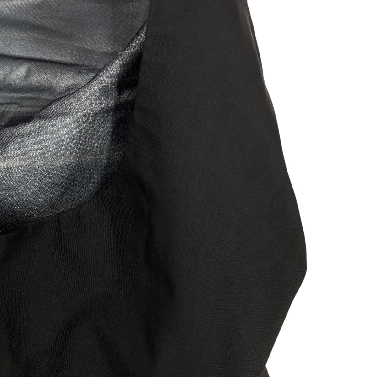 ARC’TERYX ナイロンパーカーX000007726 古着・中古-4枚目のアイテム画像