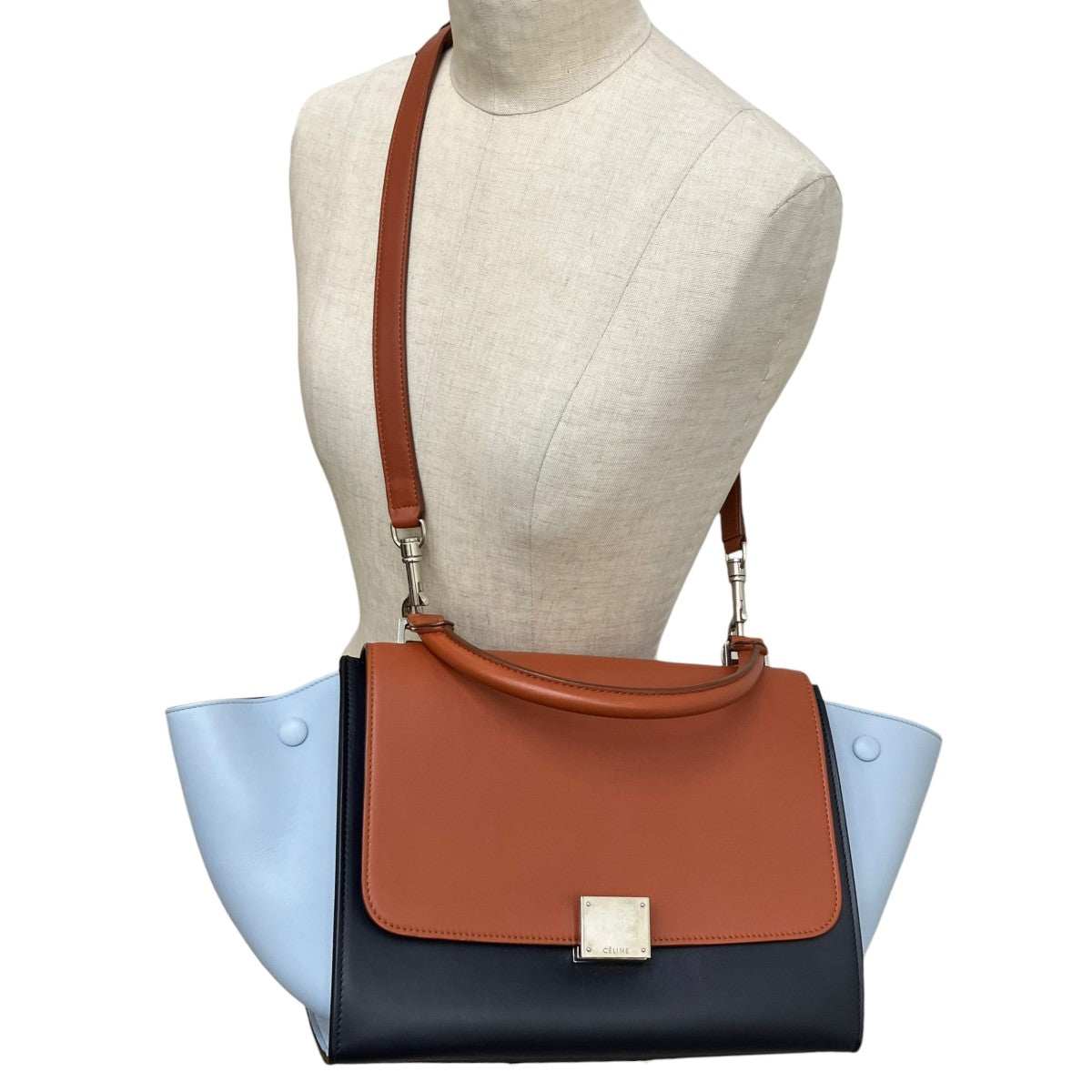 CELINE 2WAYバッグ2106 TRAPEZE 古着・中古-2枚目のアイテム画像