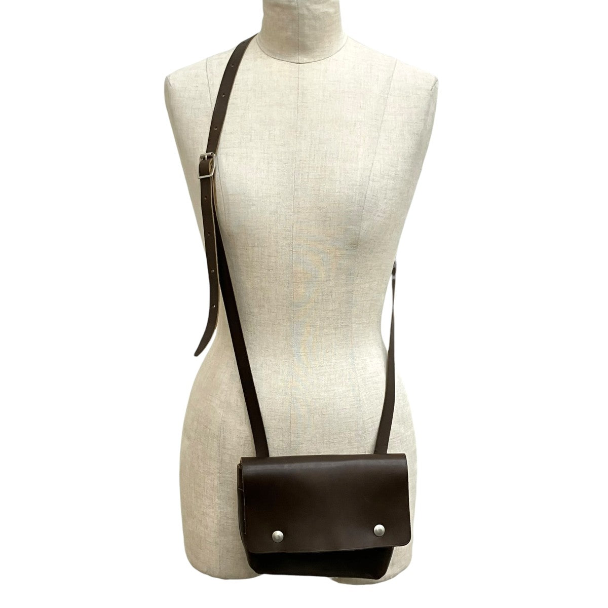 MHL ショルダーバッグ MHL./COMPACT NYLON SHOULDER BAG