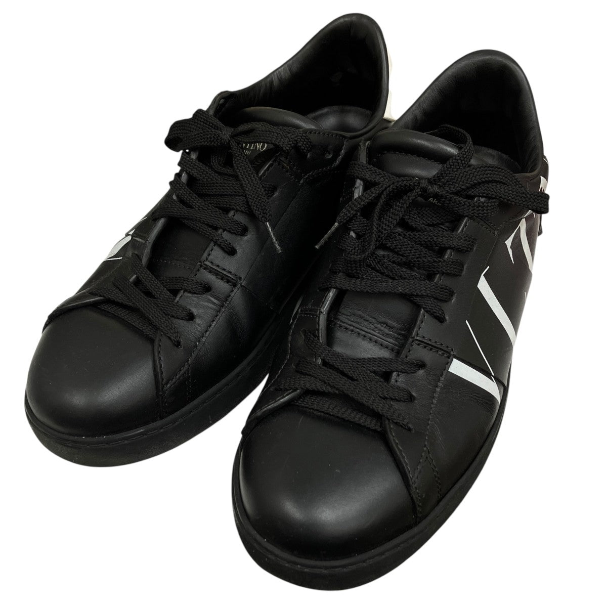 VALENTINO スニーカーTR830Y2 古着・中古-1枚目のアイテム画像