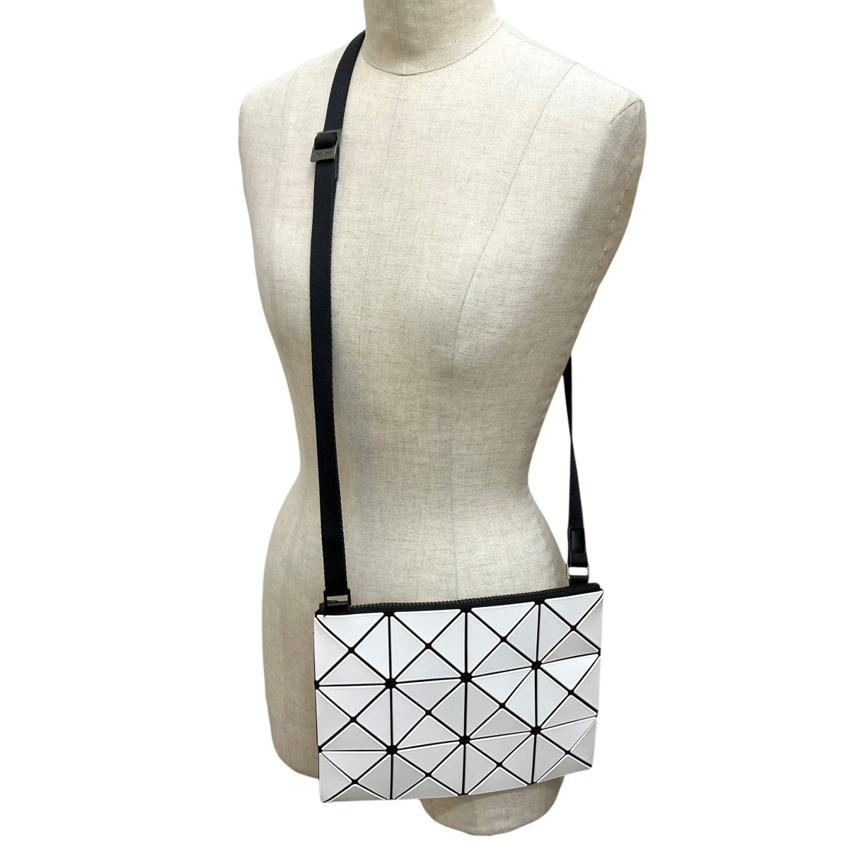 BAO BAO ISSEY MIYAKE LUCENTショルダーポーチBB03-AG056 古着・中古-2枚目のアイテム画像