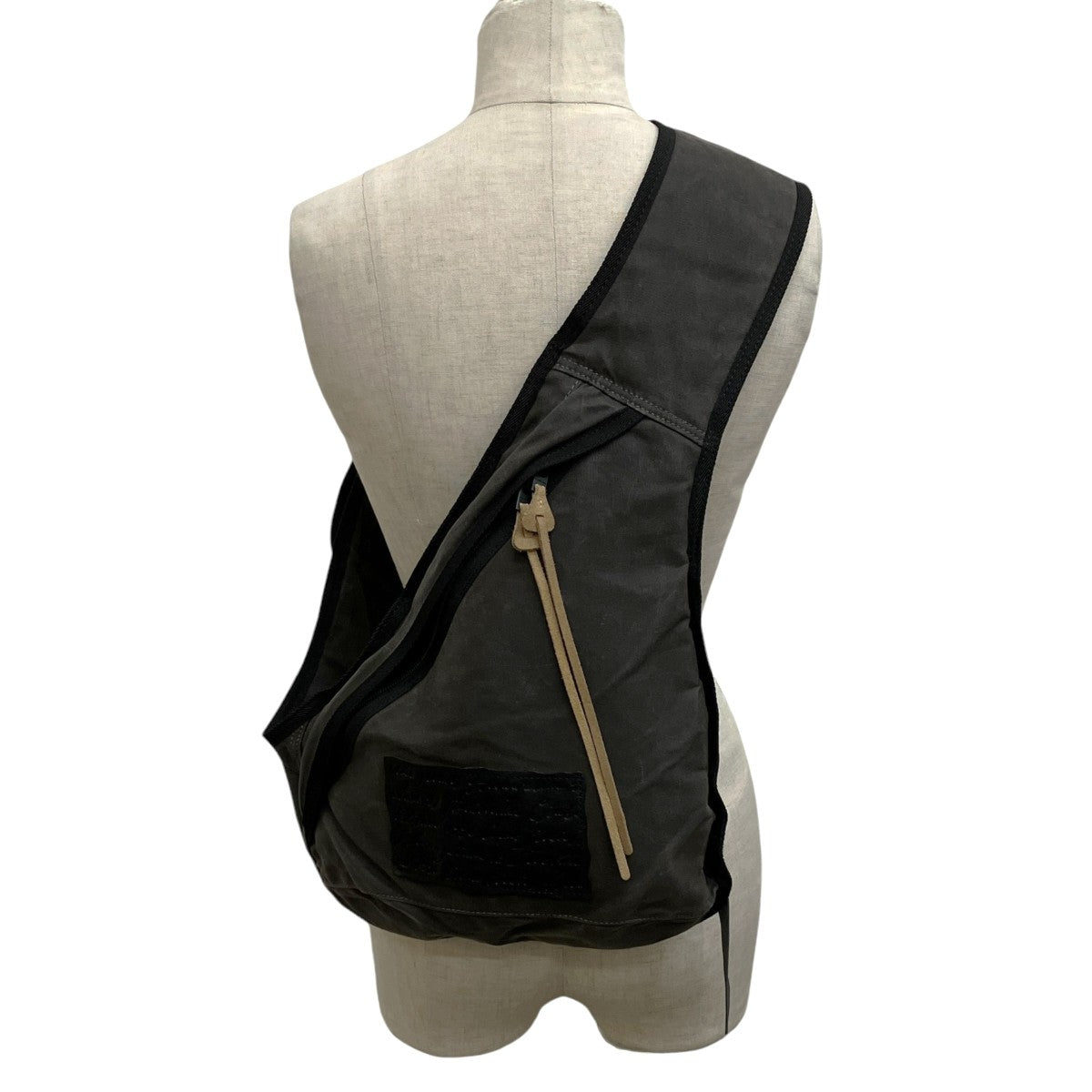 ACNE STUDIOS 23AWナップサックFN-UX-BAGS000144 古着・中古-1枚目のアイテム画像