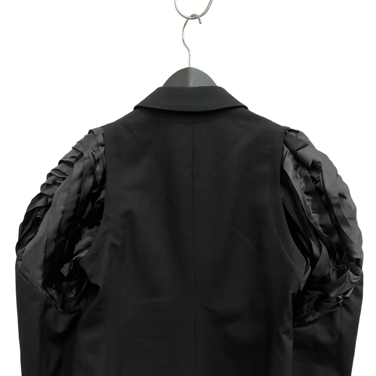 COMME des GARCONS COMME des GARCONS 3D Ruffled Shoulders JacketジャケットRP-J002 古着・中古-4枚目のアイテム画像