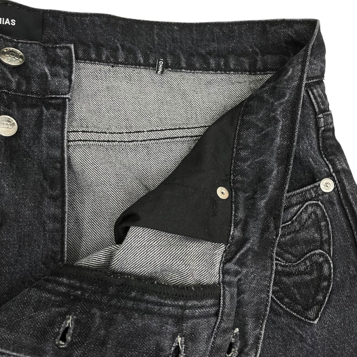 Heart patchwork straight-leg jeansデニムパンツ