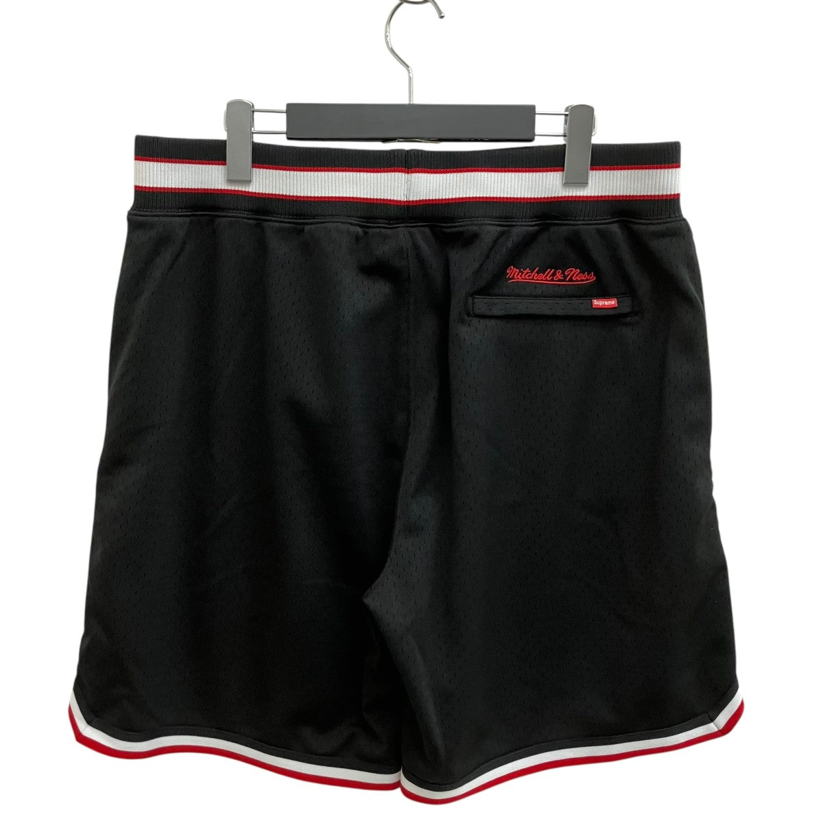 SUPREME Mitchell & Ness ハーフパンツ　希少Lサイズ Supreme×MITCHELL ＆ NESS Basketball Shortハーフパンツ ブラック