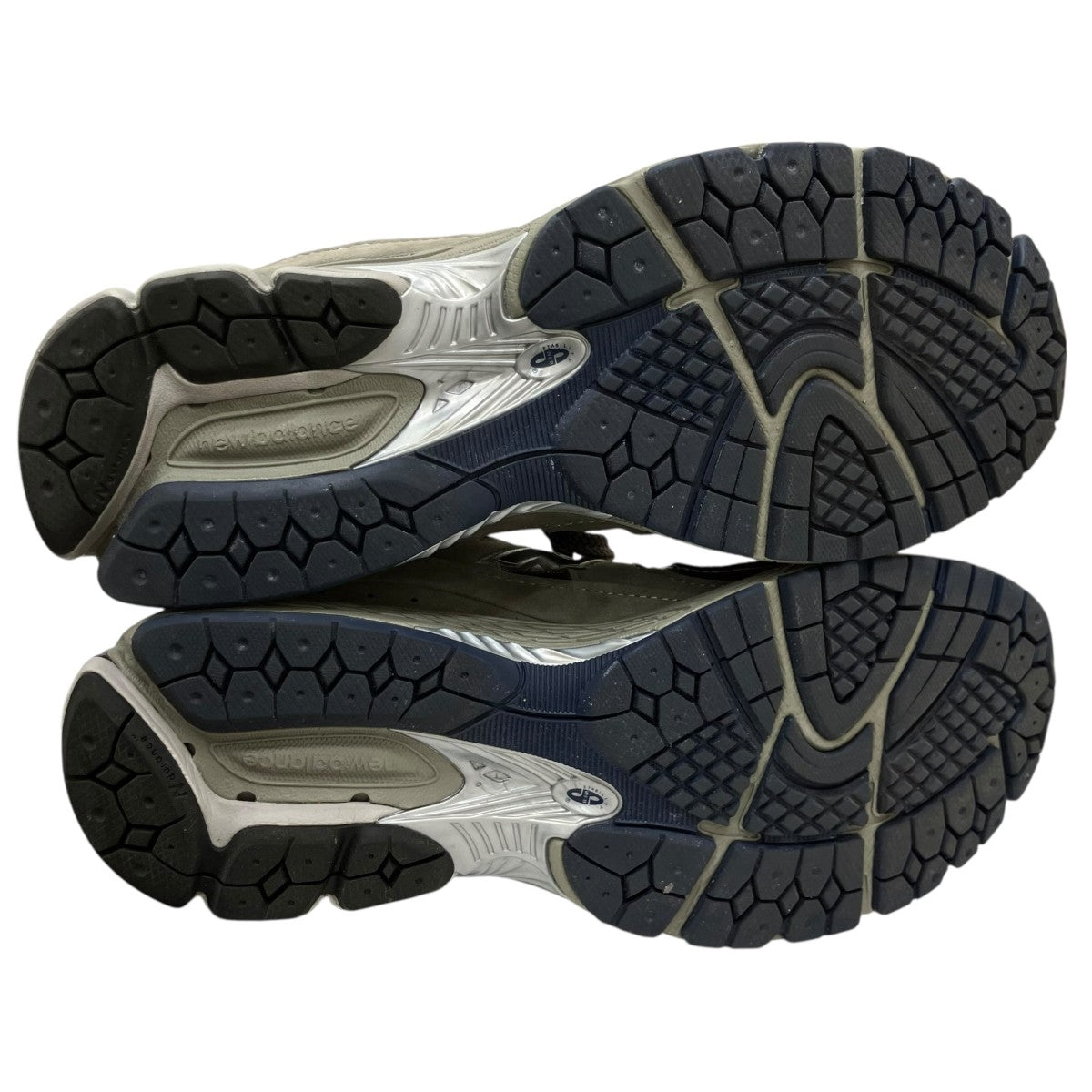 NEW BALANCE スニーカーML2002RA 古着・中古-5枚目のアイテム画像