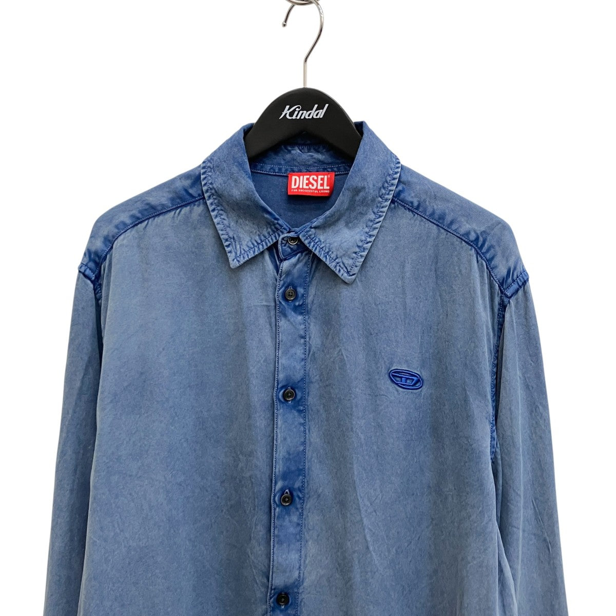 Shirt in denim-effect satin長袖シャツ0JMCD