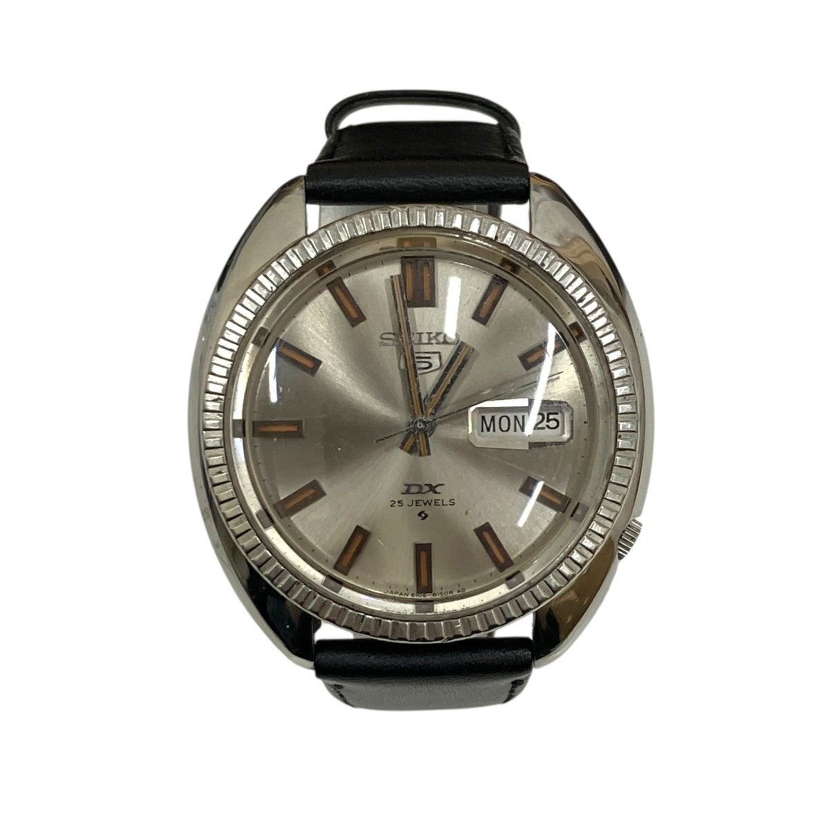 5 DX時計6106-8140
